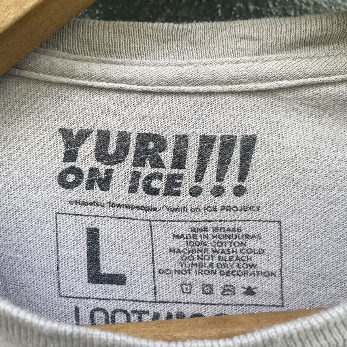 Anime Yuri On Ice Japanese Anime ERD GRUNGE THRASHED FADED TEE Size US L / EU 52-54 / 3 - 3 Thumbnail