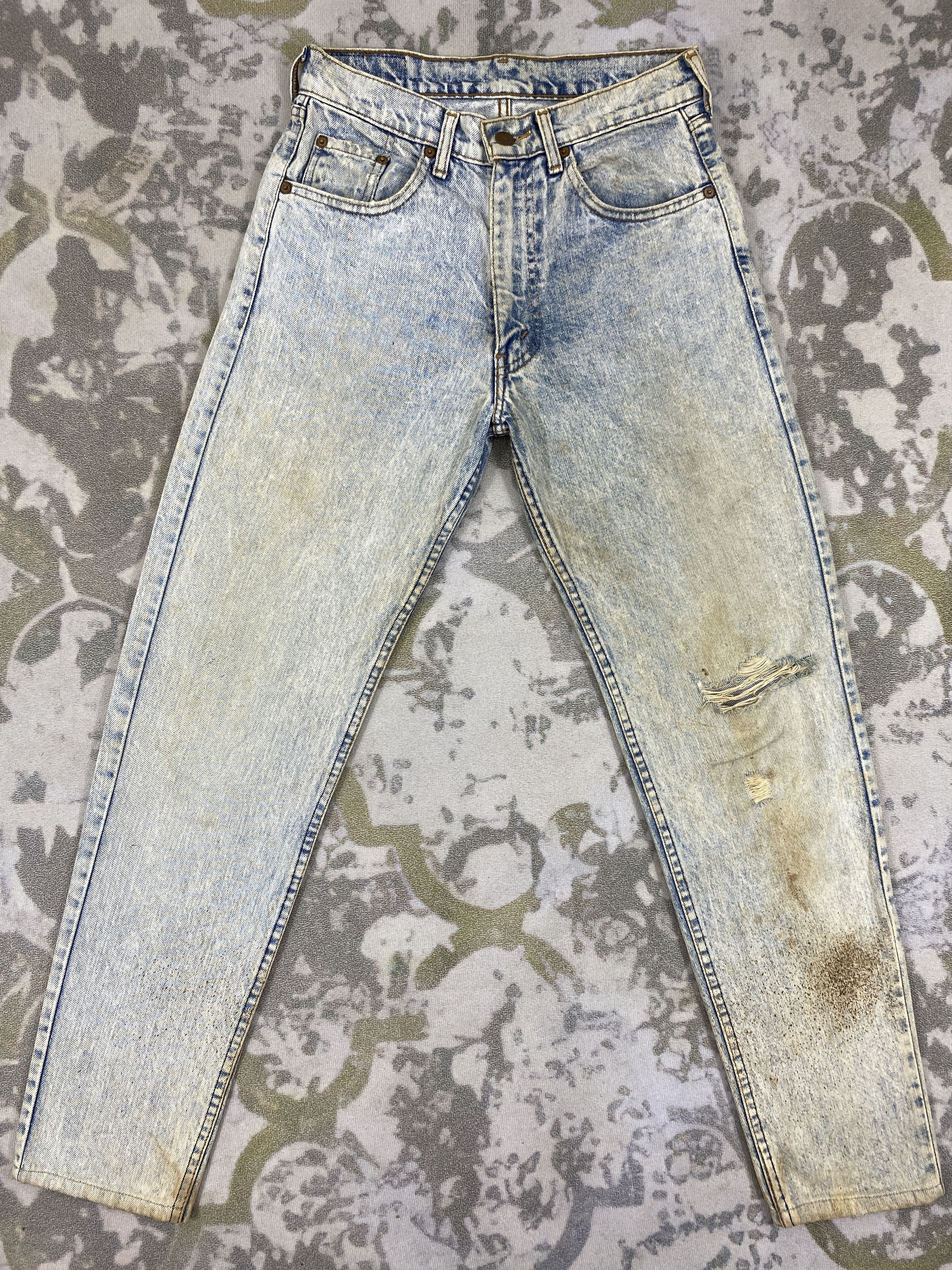 Vintage Levi's Dirty Blue Jeans 28x29.5 Denim-JN2495