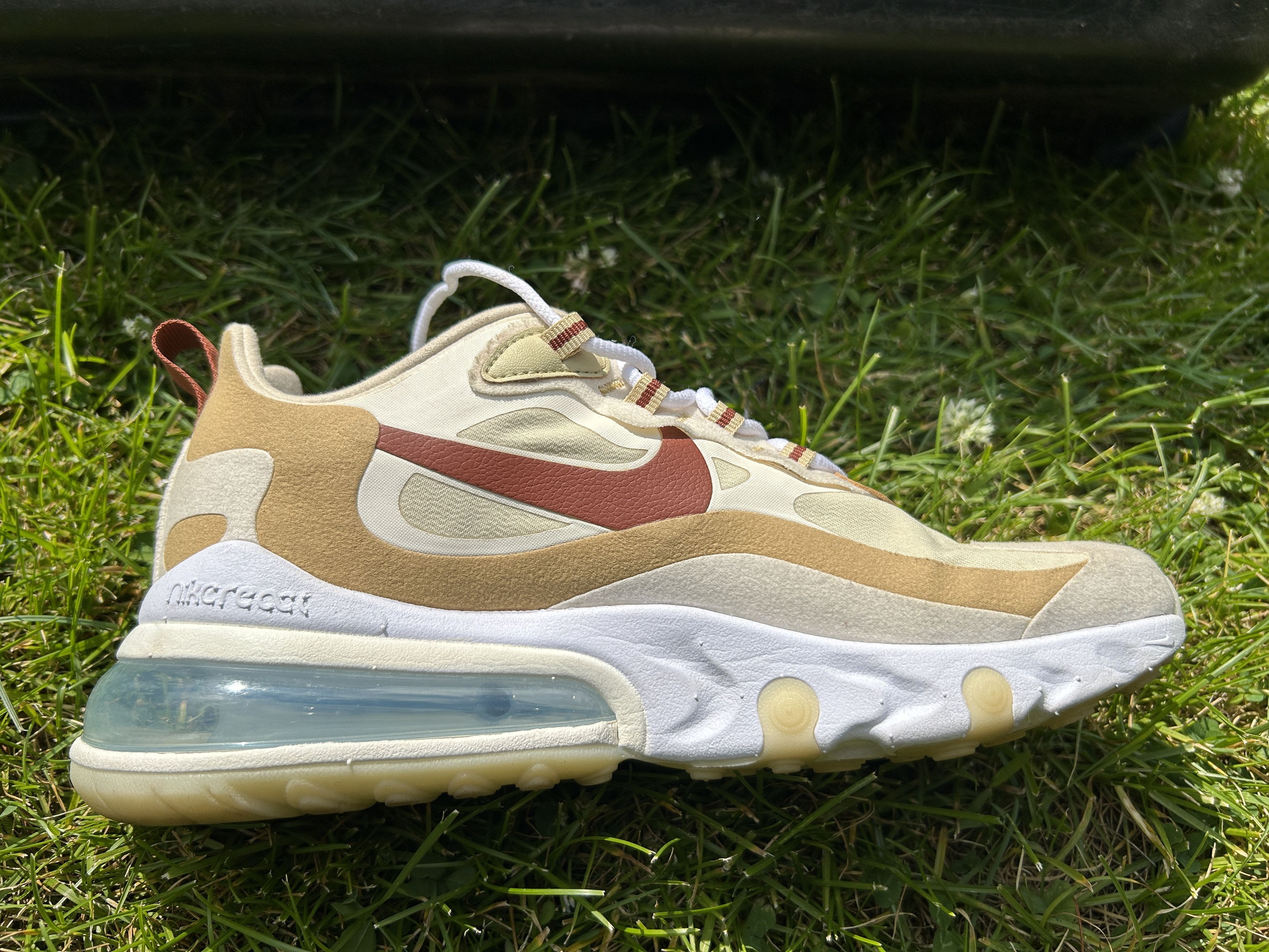 Nike 270 react equestrian best sale