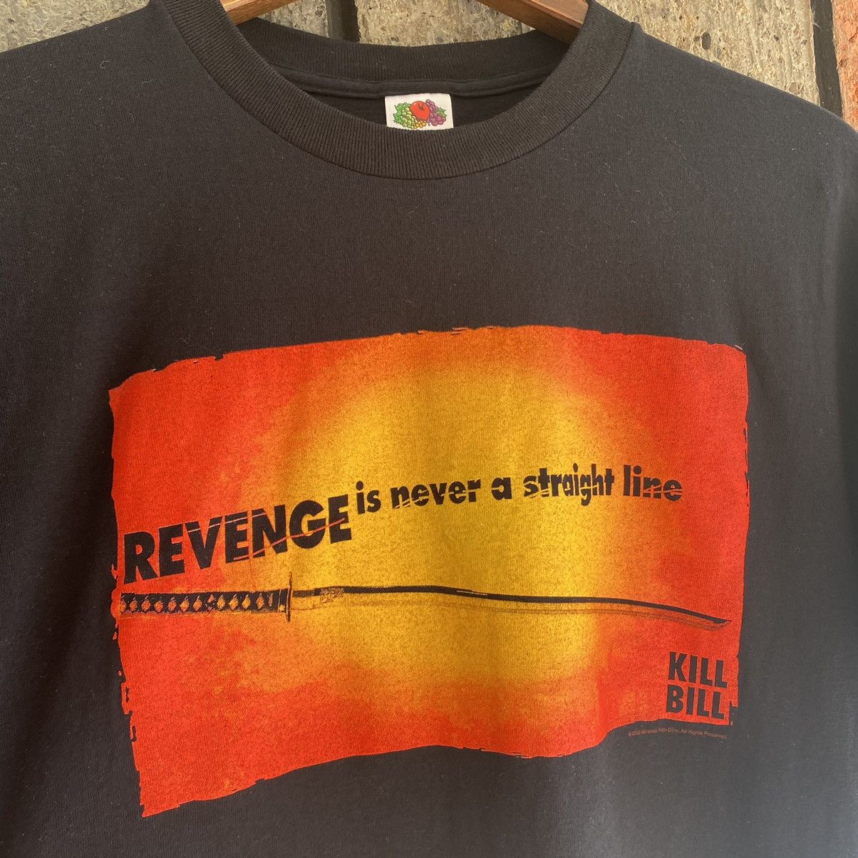 Fruit Of The Loom × Vintage VTG 2003 Kill Bill Movie Promo Tee Shirt Pulp Fiction Size US L / EU 52-54 / 3 - 4 Thumbnail