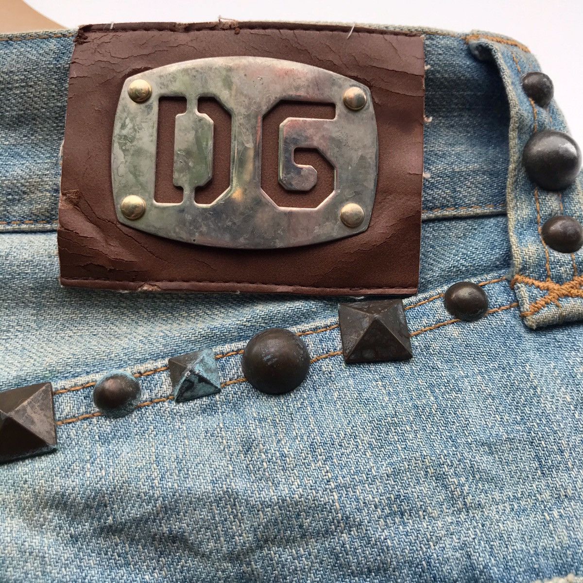 Dolce & Gabbana Dolce & Gabbana Distressed Studded Denim Size US 44 / EU 60 - 12 Thumbnail
