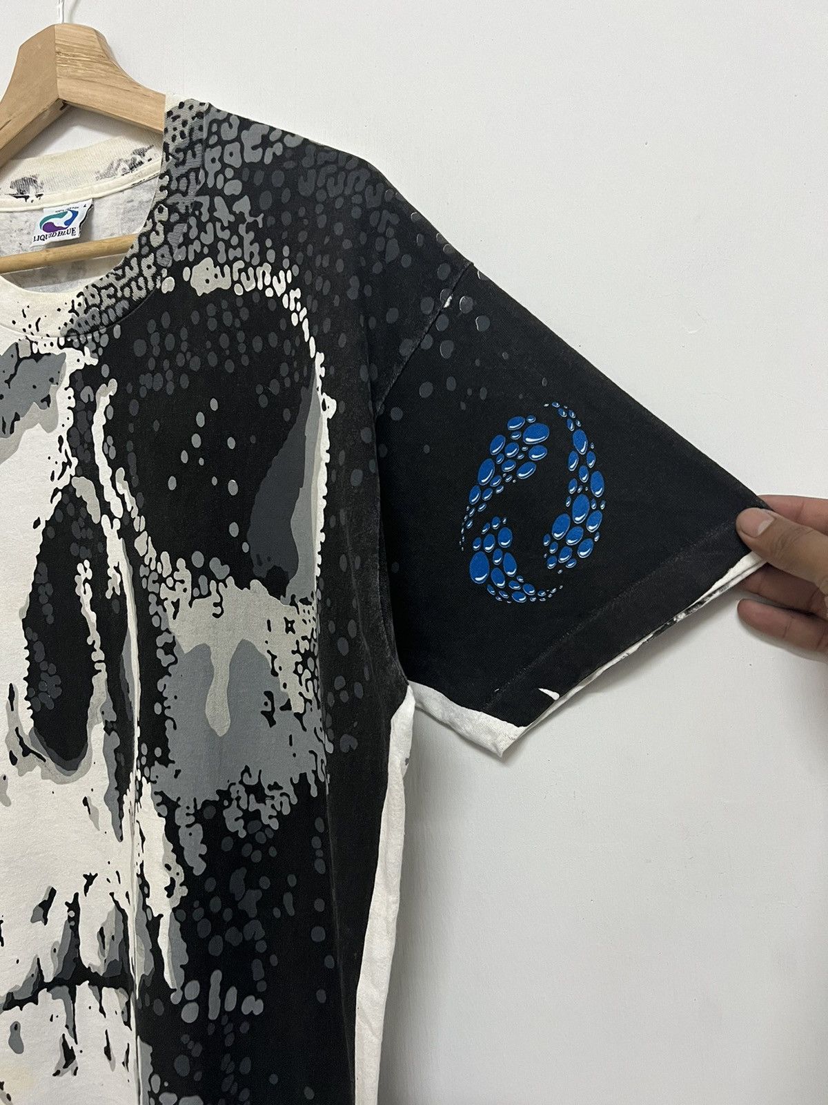 Liquid Blue Vintage AOP Skull Chris Pinkerton Liquid Blue 1992 Tee Size US L / EU 52-54 / 3 - 3 Thumbnail
