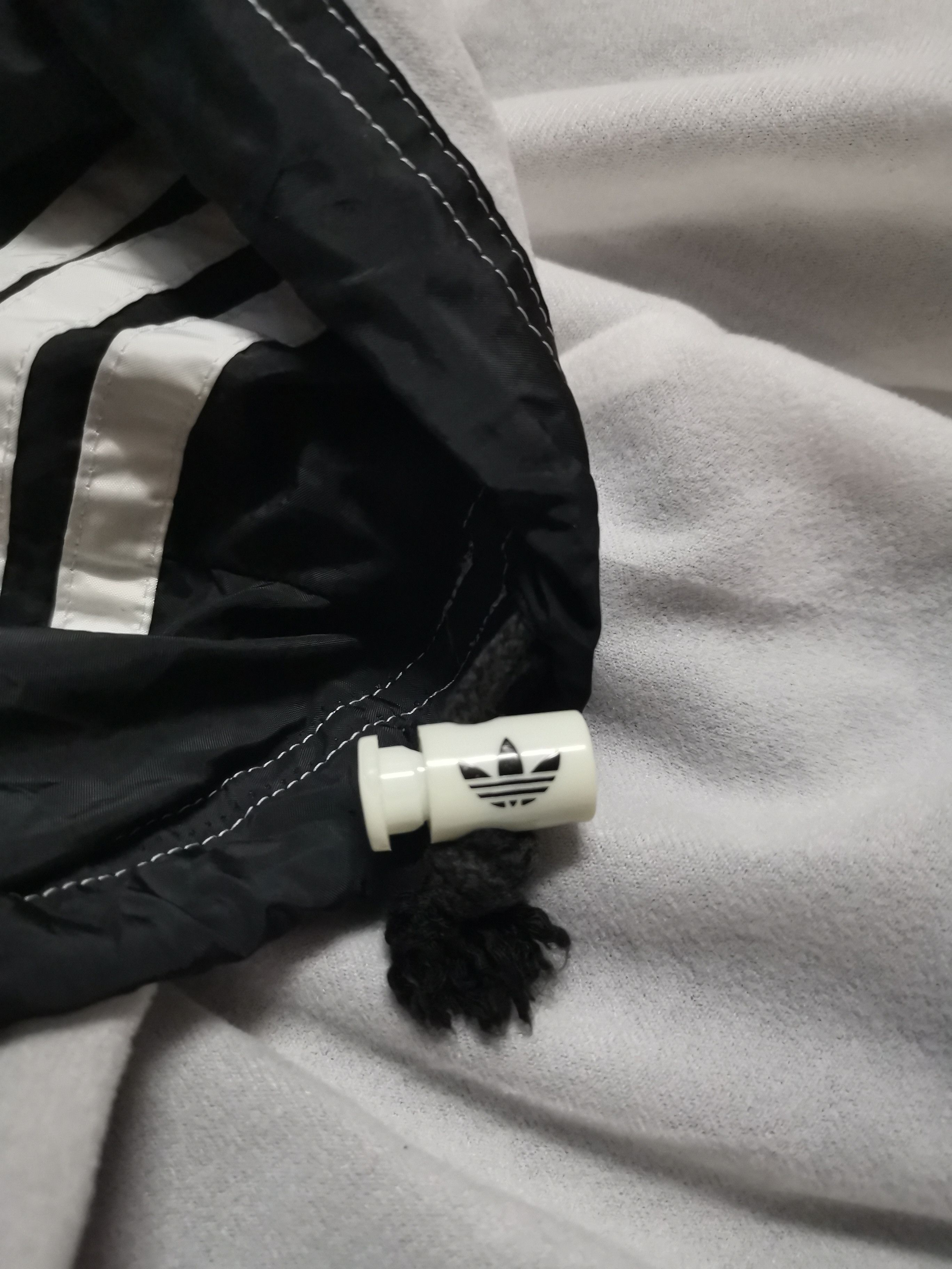 Adidas × Vintage Vintage Adidas 3 Stripe Windbreaker Size US L / EU 52-54 / 3 - 9 Thumbnail