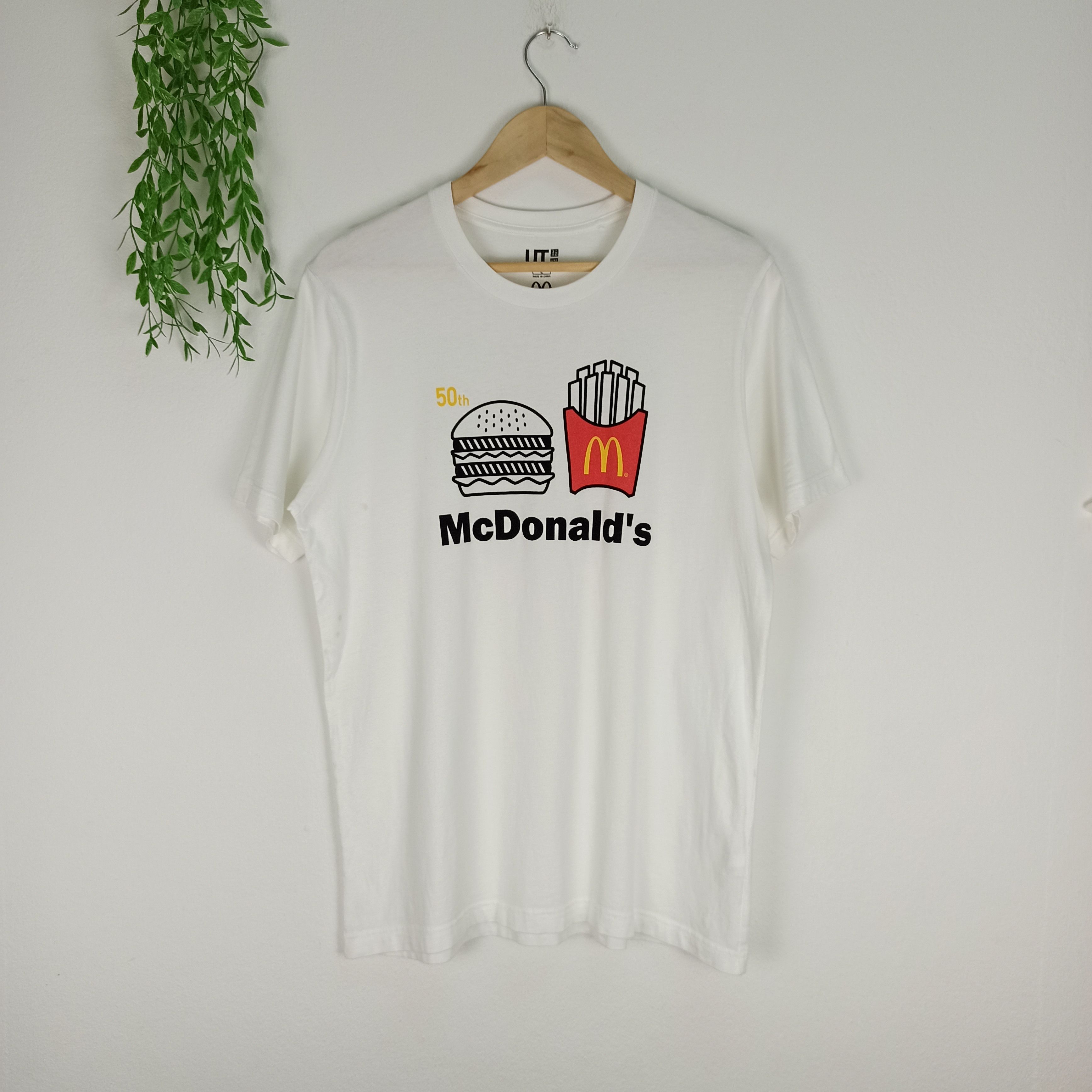 Cartoon Network × Uniqlo Mcdonald X Uniqlo Tshirt Size US L / EU 52-54 / 3 - 1 Thumbnail