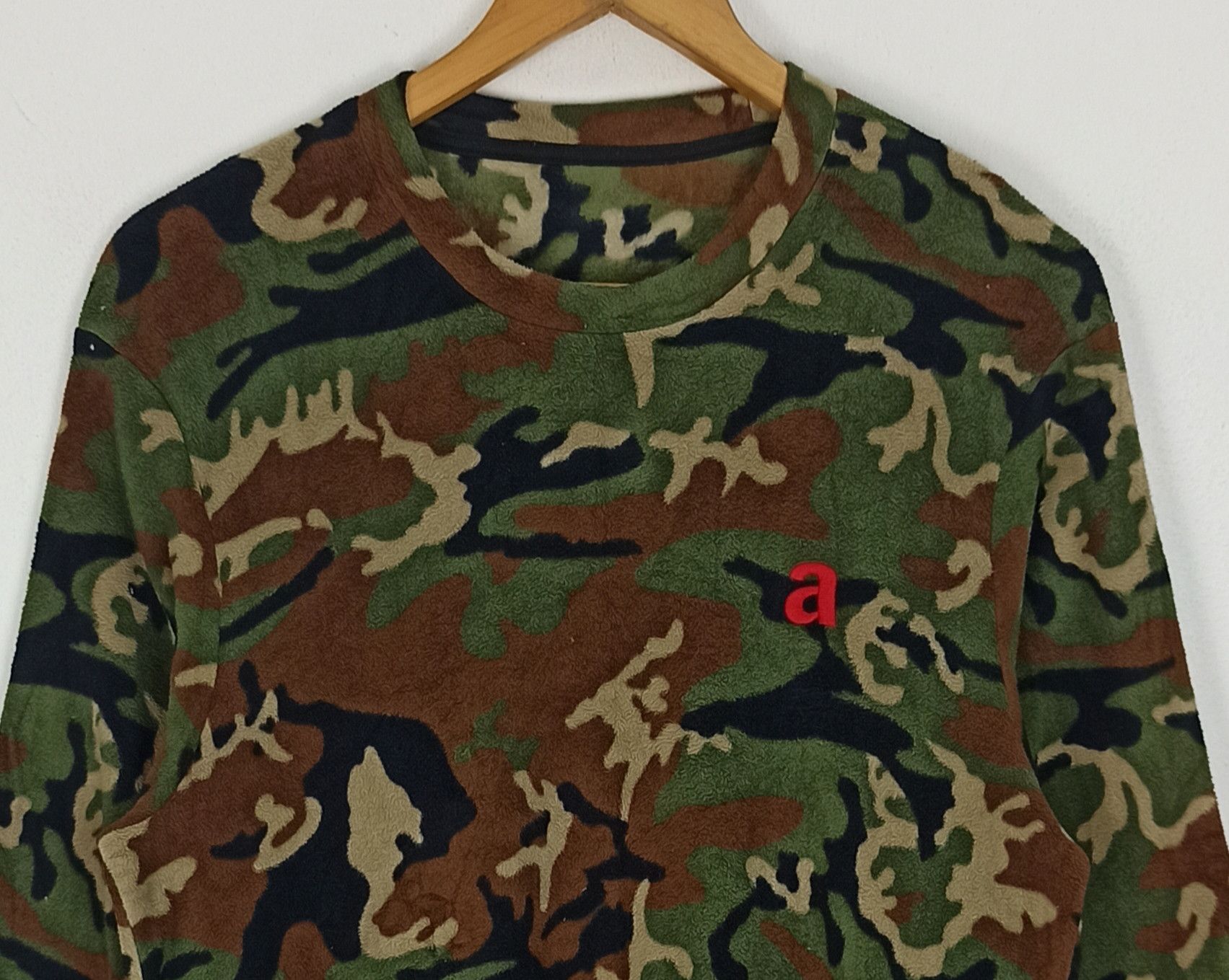 Andy Warhol × Uniqlo Andy Warhol X Uniqlo Camo Fleece Long Sleeve Mink fur Size US L / EU 52-54 / 3 - 2 Thumbnail