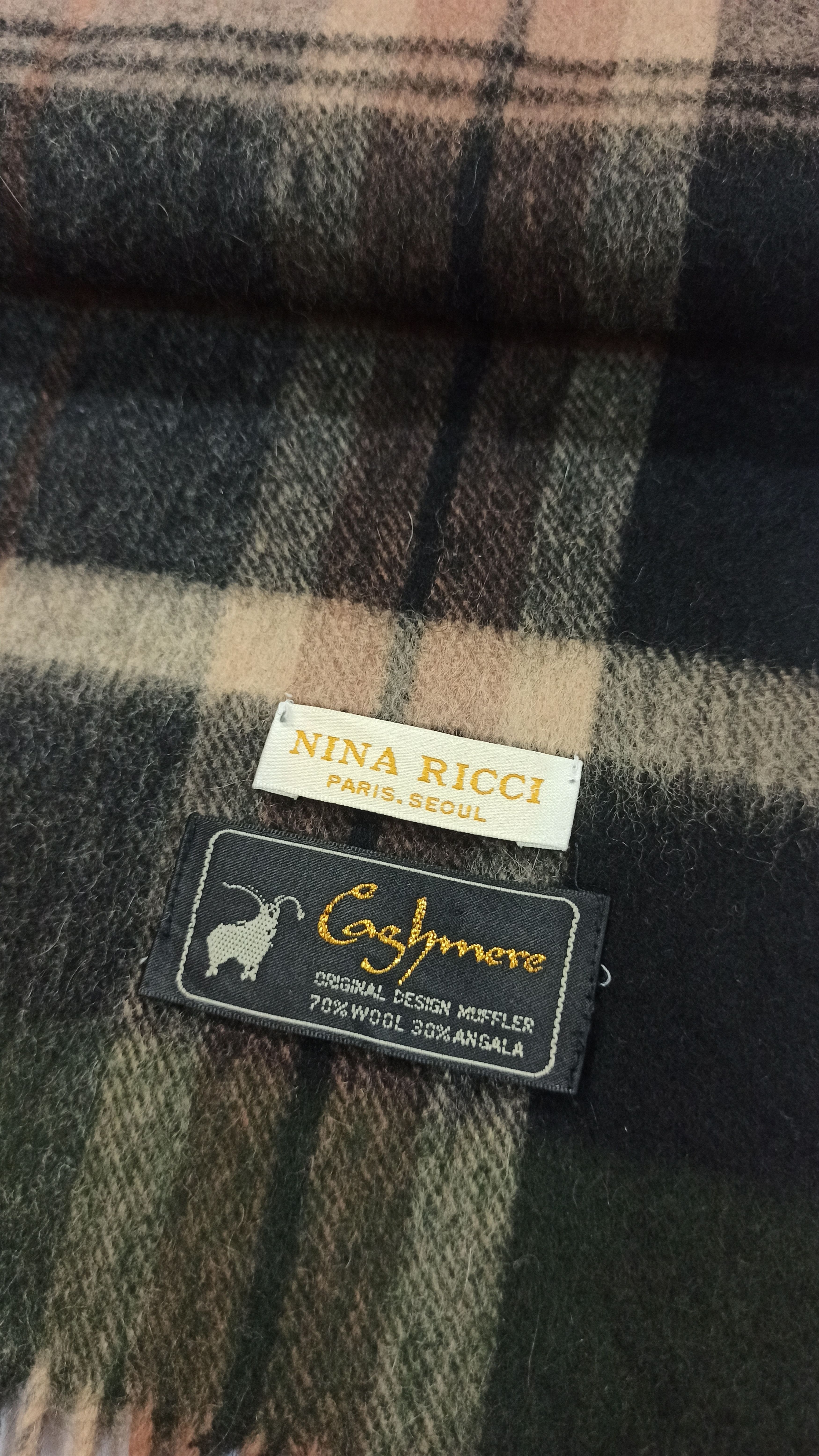 Designer × Nina Ricci Nina Ricci Muffler Scarf Good Condition used Size ONE SIZE - 3 Thumbnail