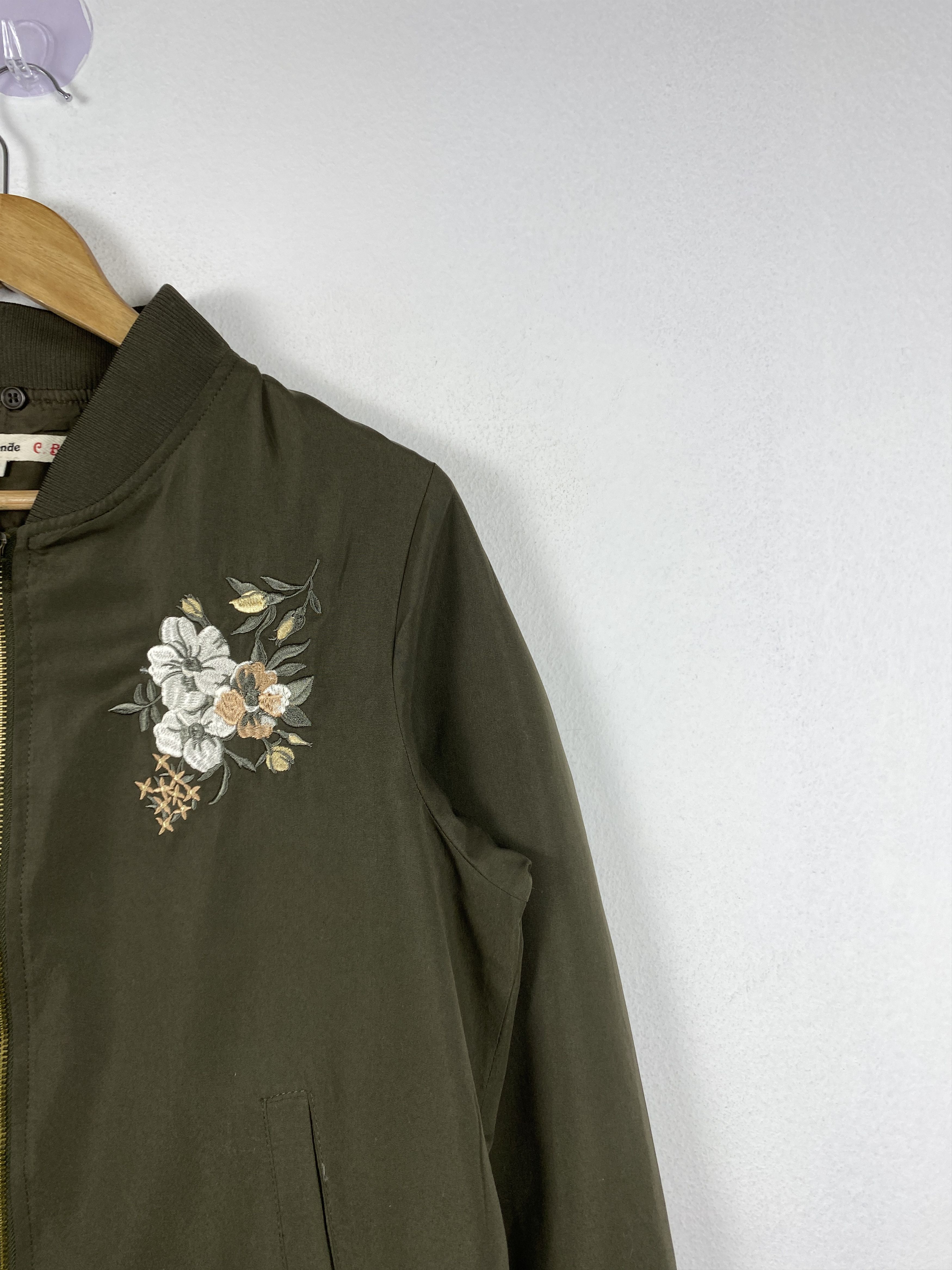 Japanese Brand Vintage Cutie Blonde Floral Bombers Jacket J1271 Size M / US 6-8 / IT 42-44 - 3 Thumbnail