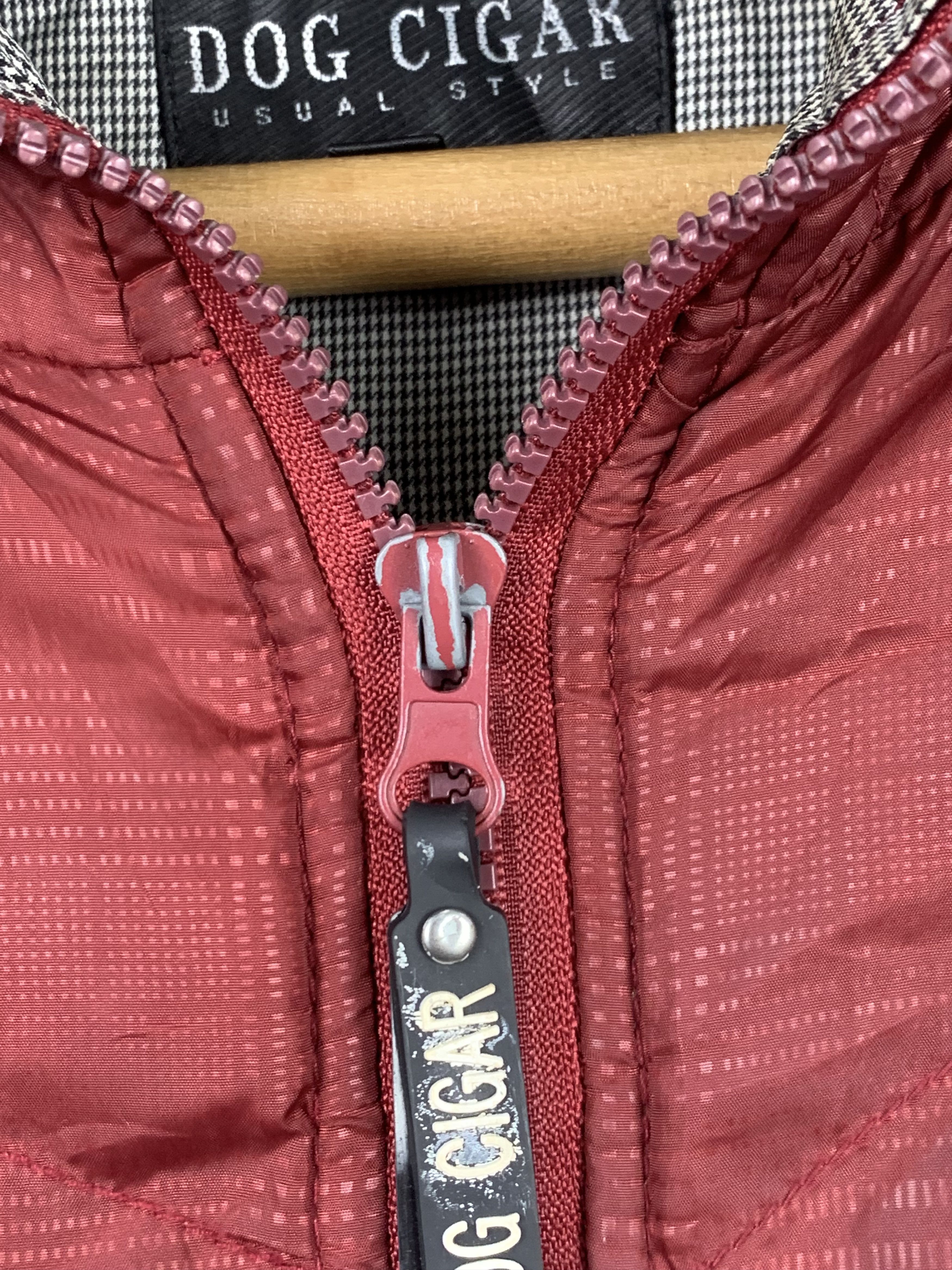 Japanese Brand Vintage DOG CIGAR Quilted Hoodie Jackets J0373 Size US M / EU 48-50 / 2 - 5 Thumbnail