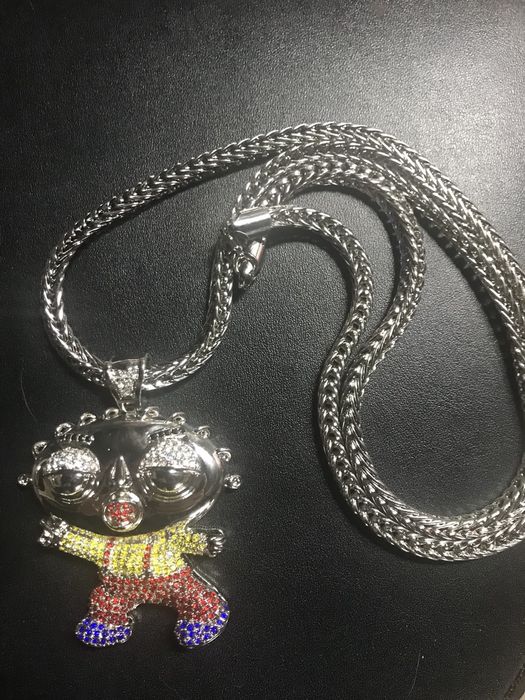 Stewie on sale chain rapper