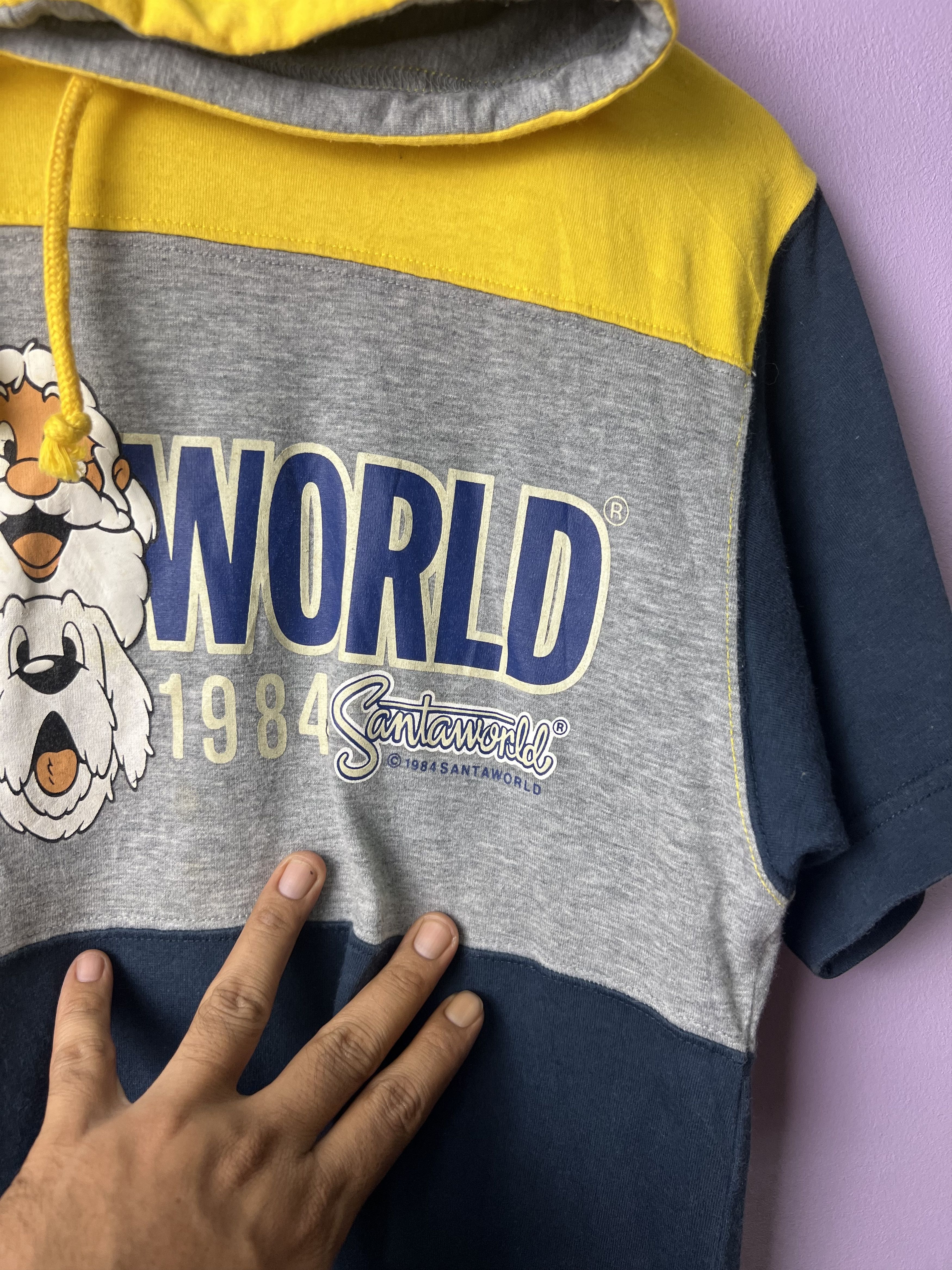 Captain Santors 🔥Vintage Santaworld 1984 Short Sleeve Hoodies Size US S / EU 44-46 / 1 - 4 Thumbnail