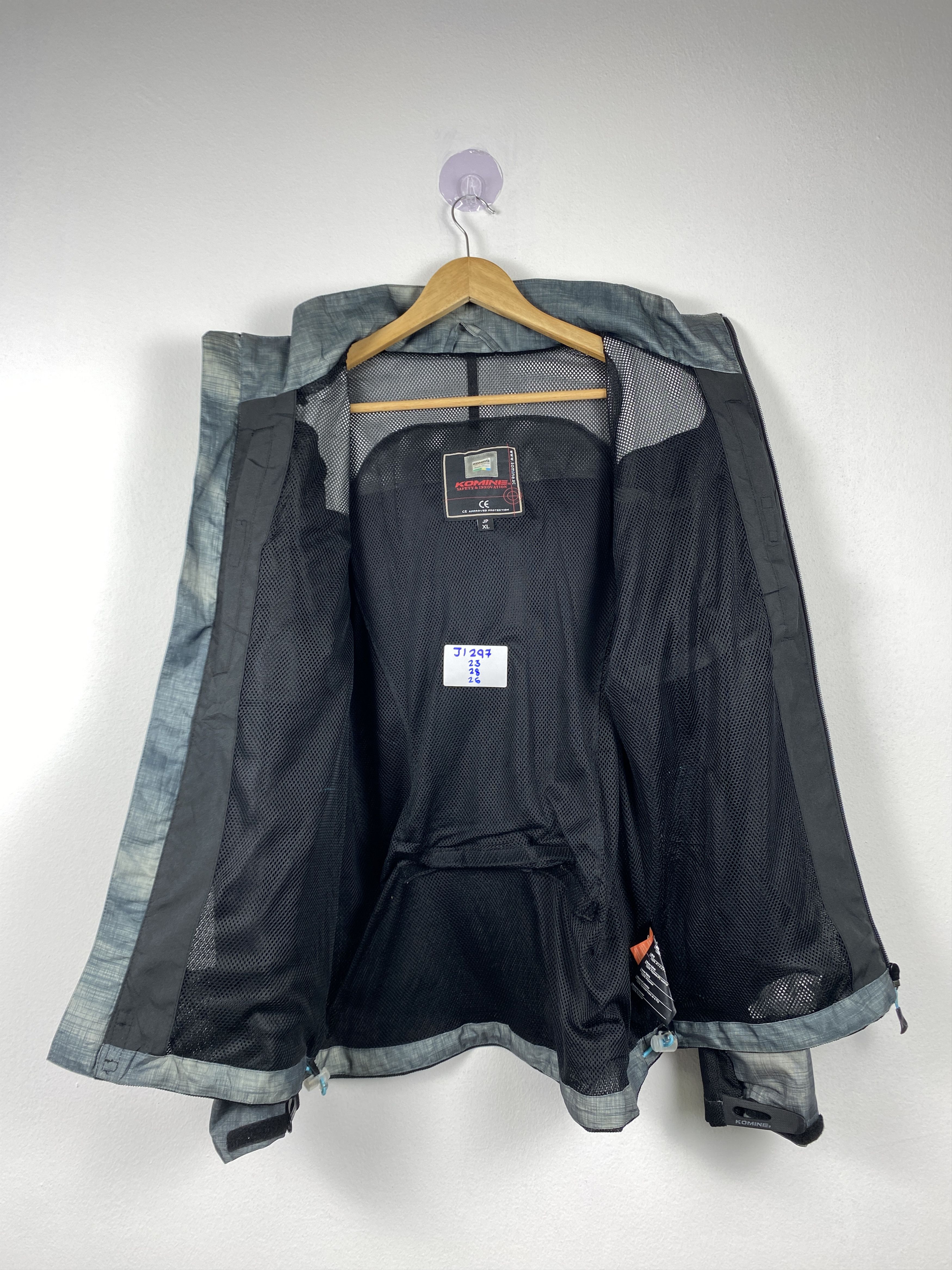 Japanese Brand × Vintage Vintage Komine Hoodie Zip Up Jacket Size US S / EU 44-46 / 1 - 13 Thumbnail