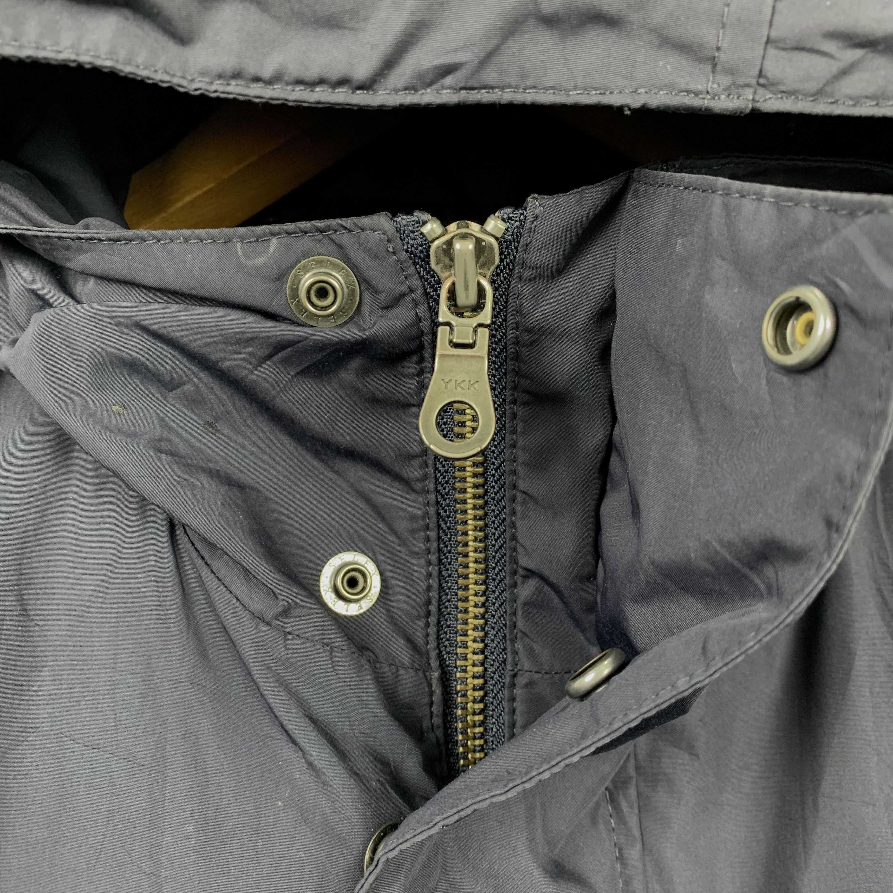 Uniqlo Vintage UNIQLO 3D Pocket Air Protection Hoodie Parkas J0285 Size US M / EU 48-50 / 2 - 5 Thumbnail