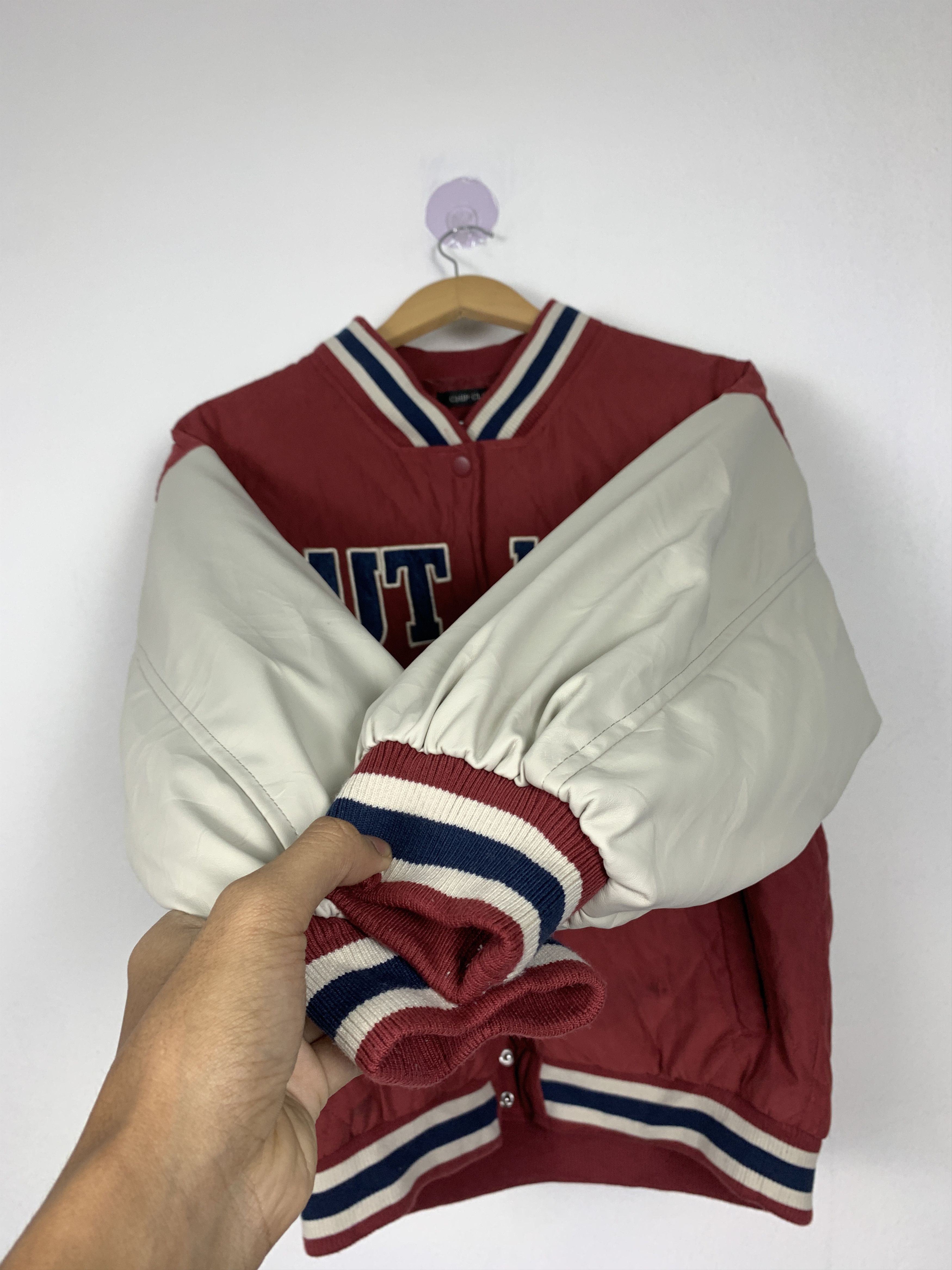 Japanese Brand Vintage Chip clip Button Up Varsity Jacket J1452 Size US S / EU 44-46 / 1 - 5 Thumbnail