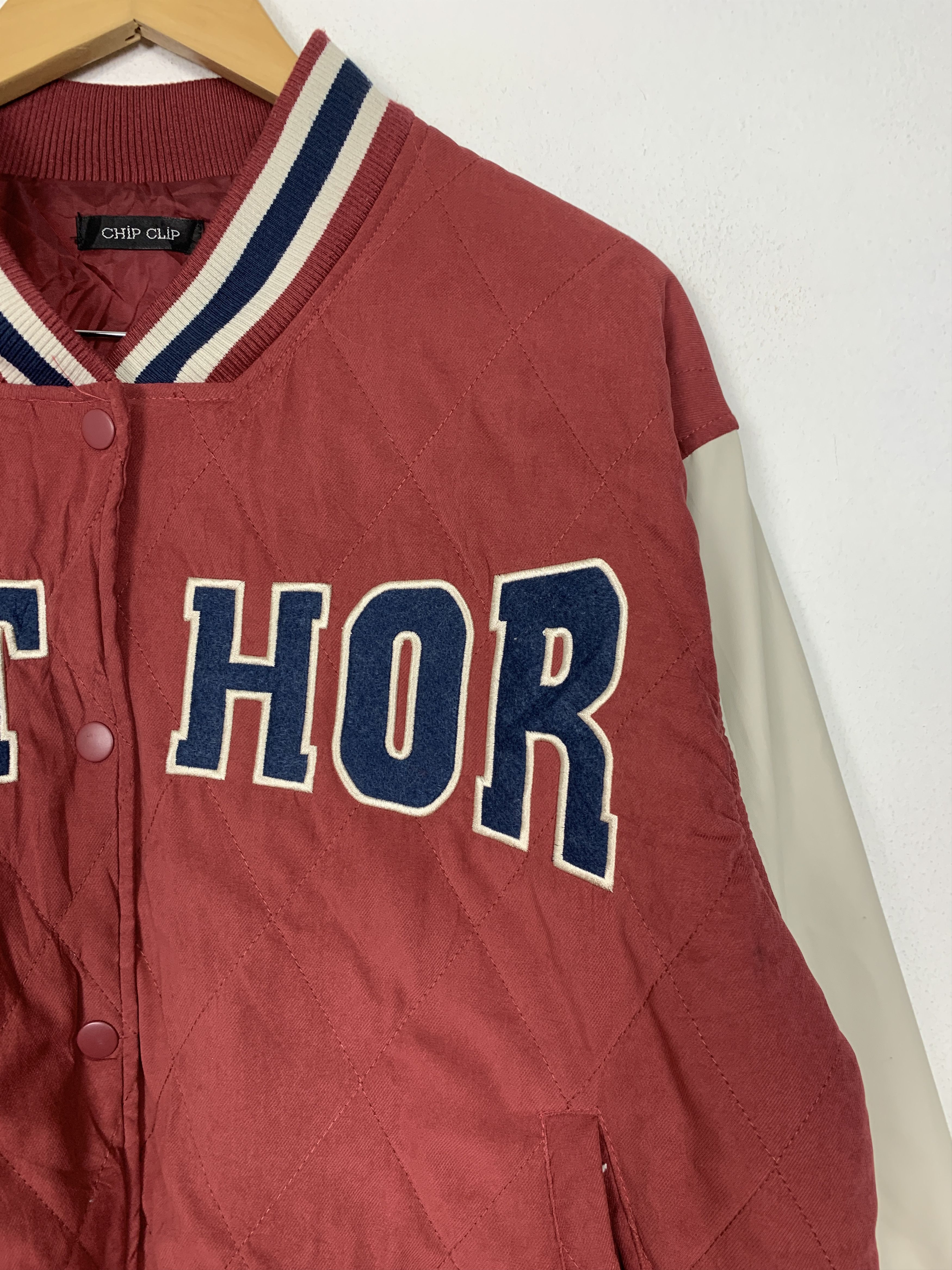 Japanese Brand Vintage Chip clip Button Up Varsity Jacket J1452 Size US S / EU 44-46 / 1 - 3 Thumbnail