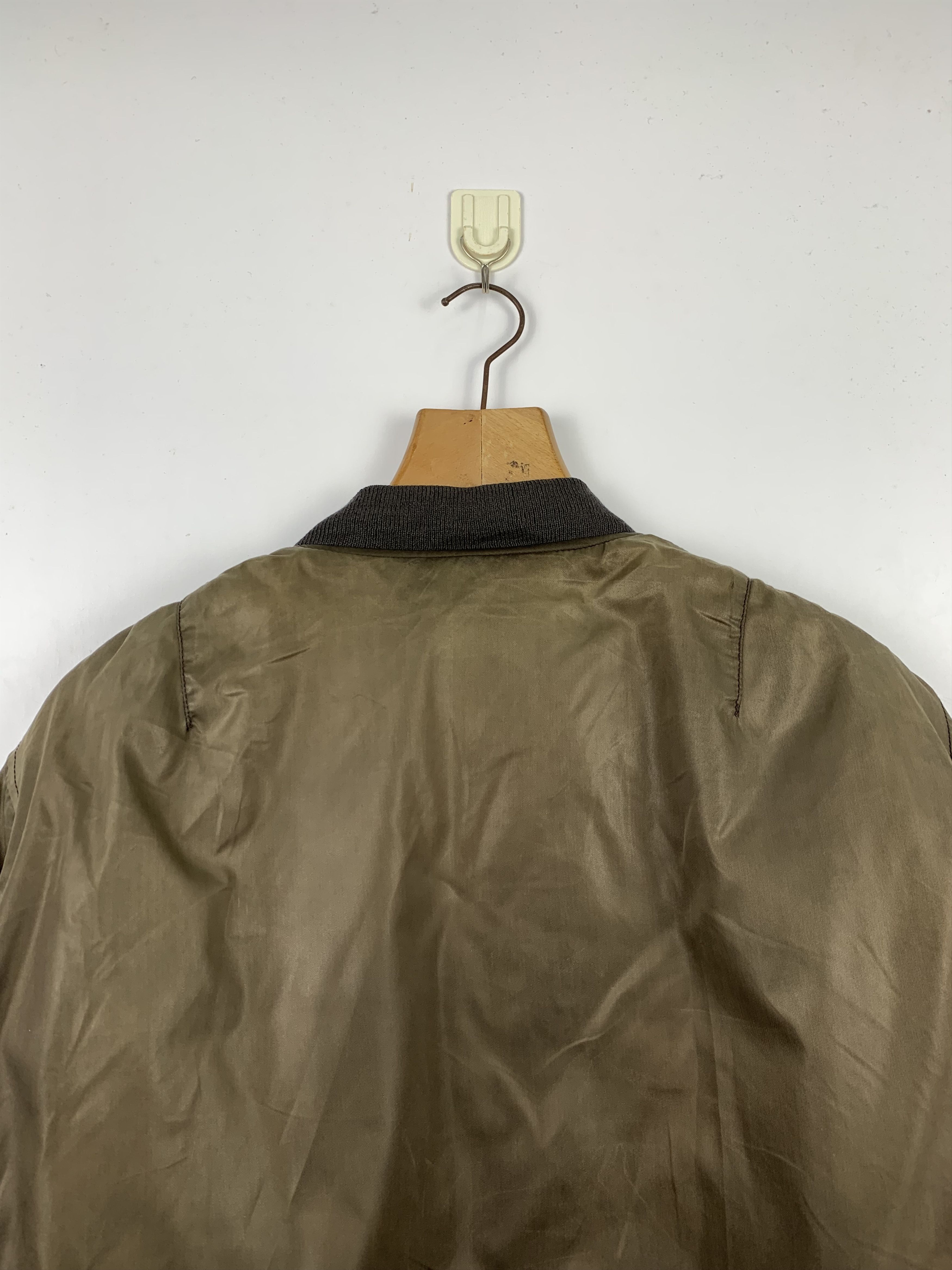 Uniqlo Vintage UNIQLO Sunfaded Bombers Jacket J0330 Size US M / EU 48-50 / 2 - 11 Thumbnail