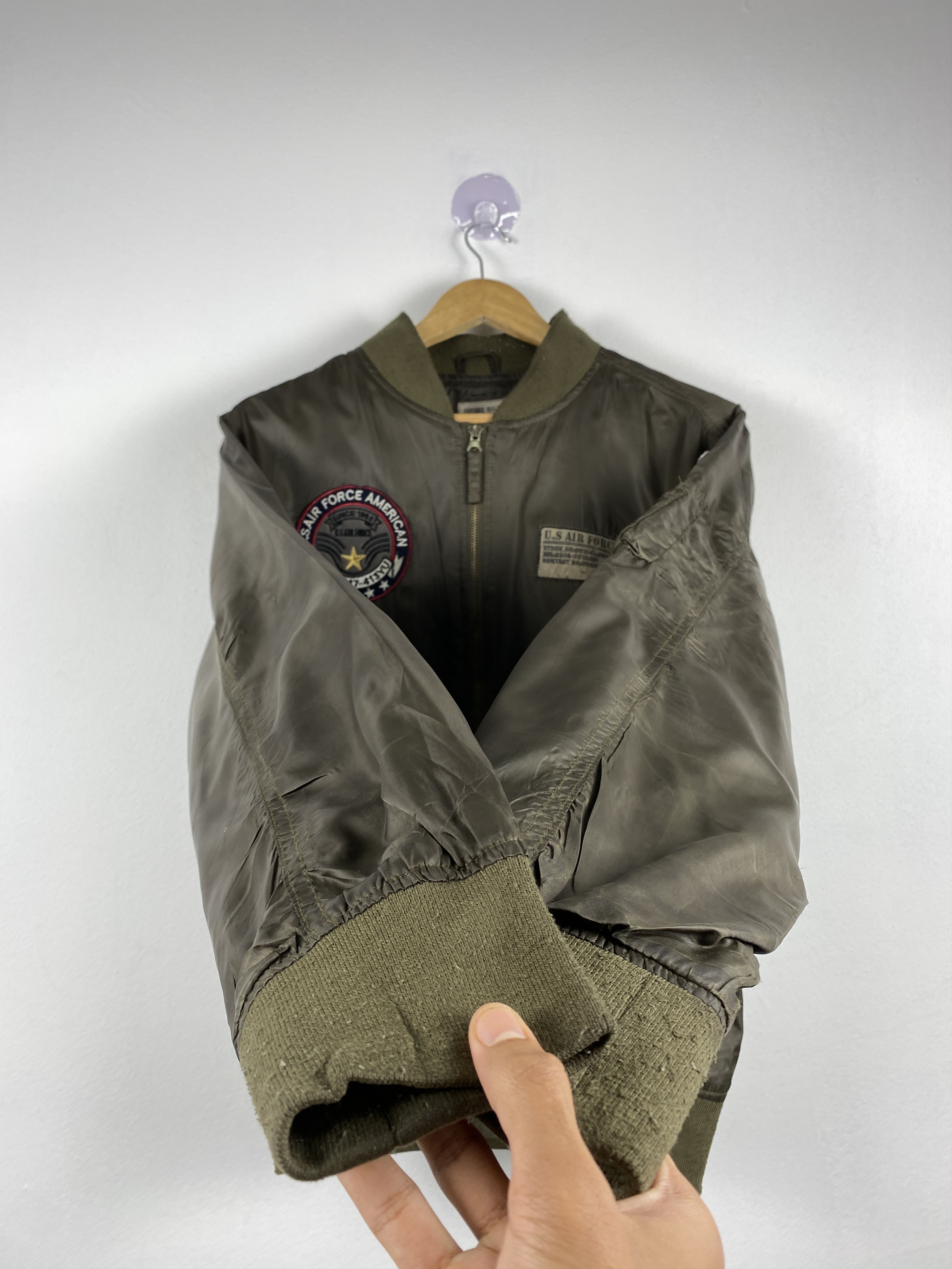 Vintage Vintage US AIR FORCE Patches Zip Up Bombers Jacket J1210 Size US S / EU 44-46 / 1 - 5 Thumbnail