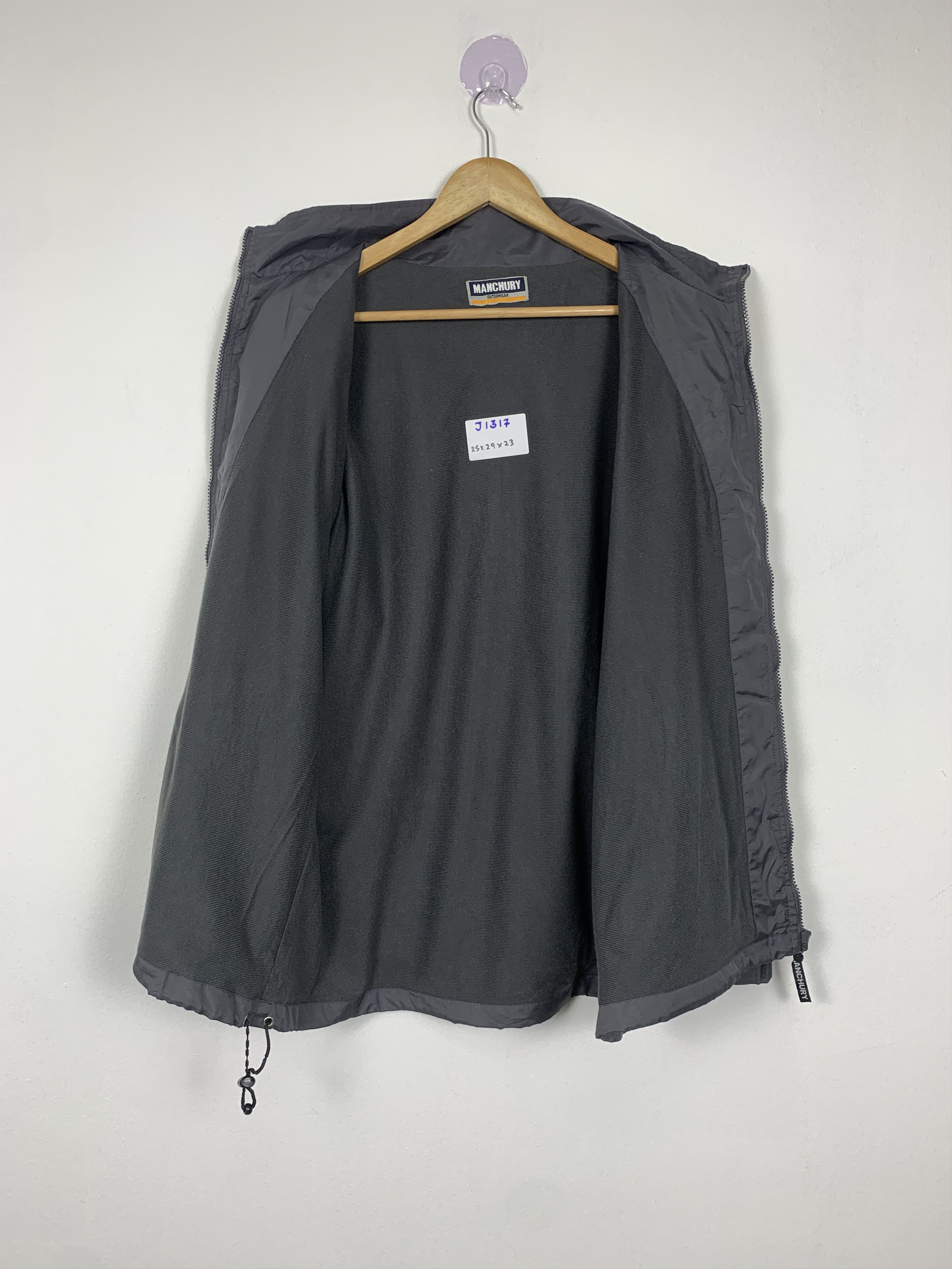 Vintage Vintage Manchury Zip Up Windbreaker Jacket Size US M / EU 48-50 / 2 - 7 Thumbnail