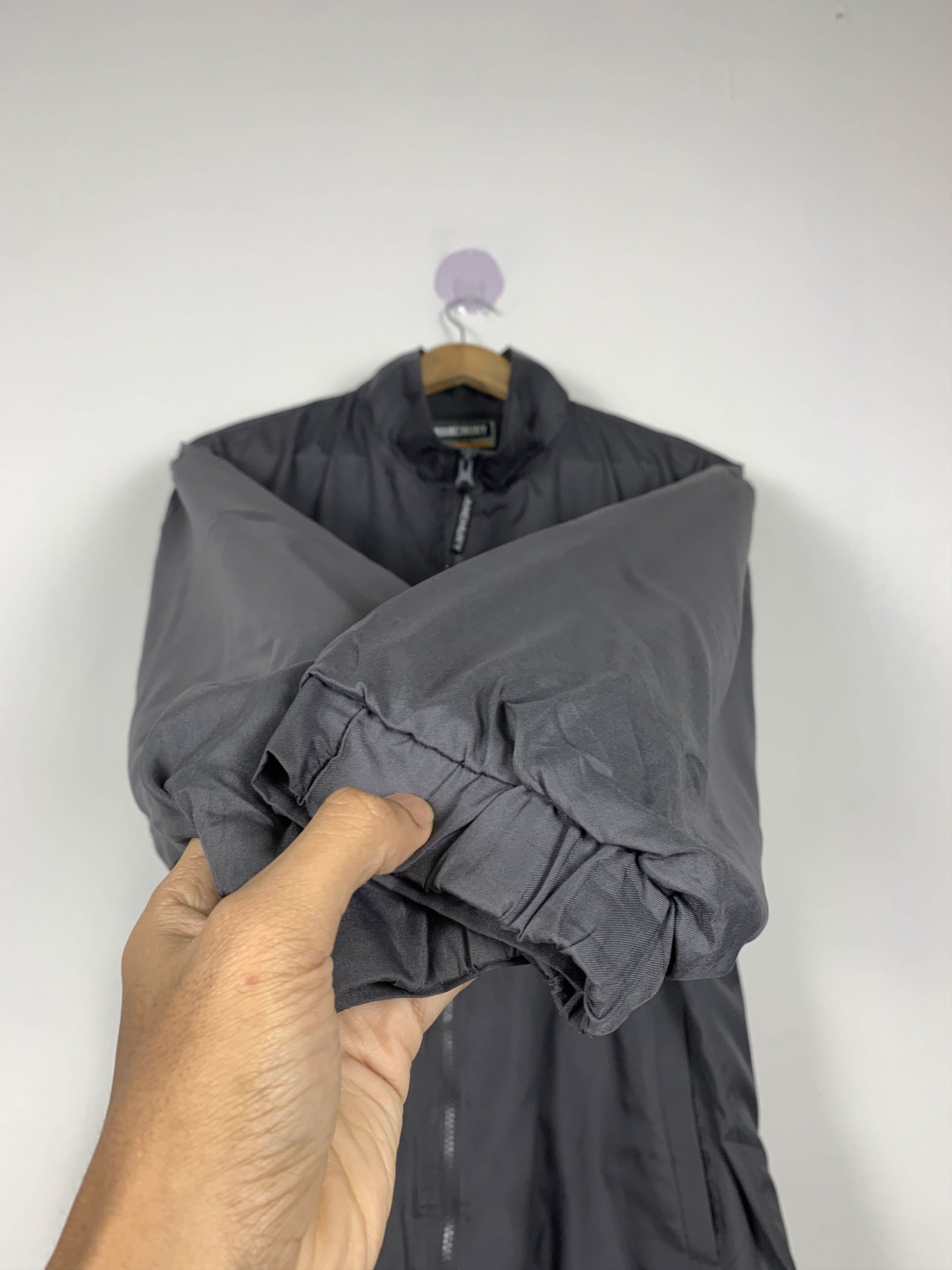 Vintage Vintage Manchury Zip Up Windbreaker Jacket Size US M / EU 48-50 / 2 - 5 Thumbnail