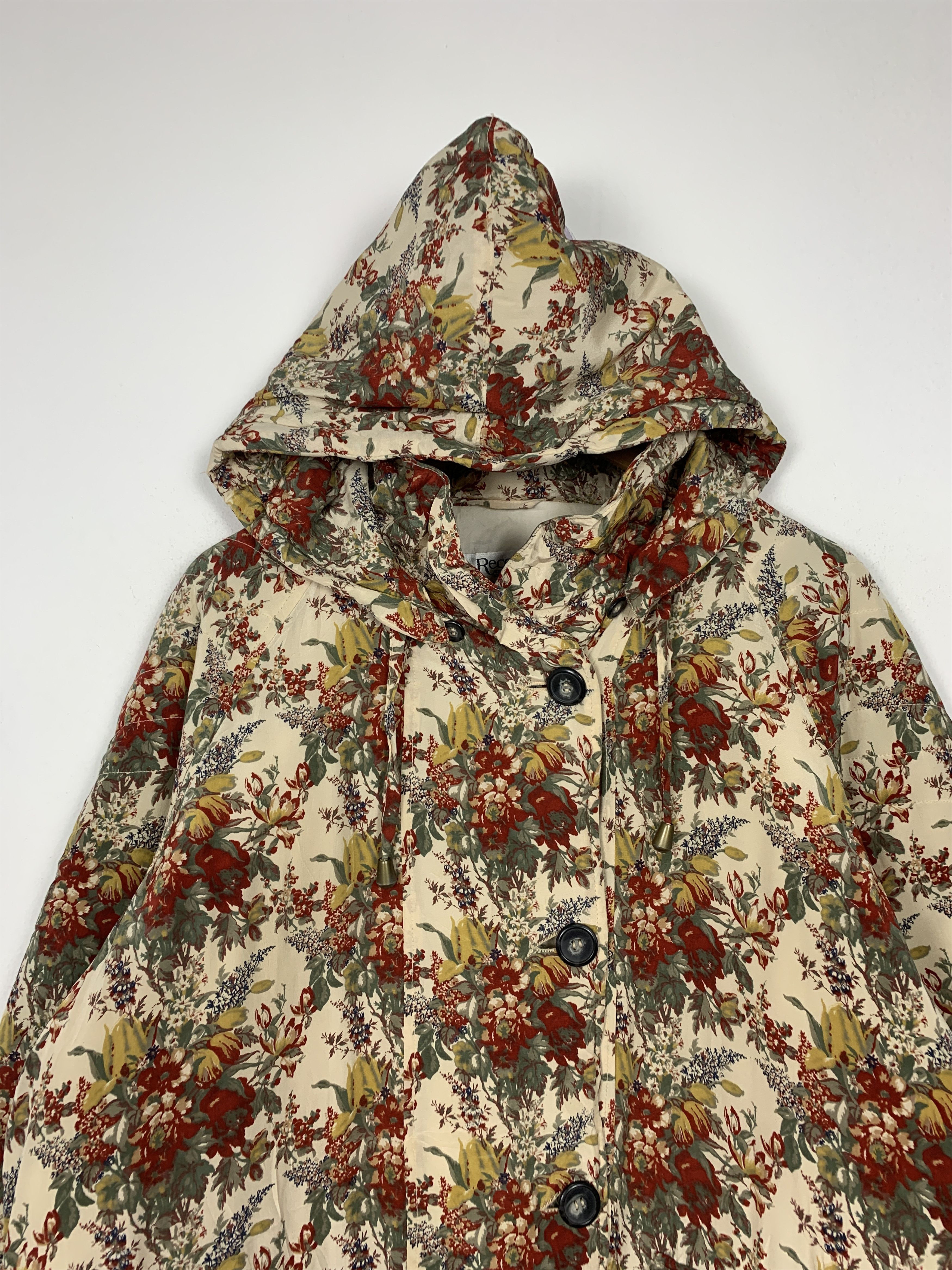 Japanese Brand Vintage Nihonbashi Tokyo Full Print Floral long Jacket J1456 Size 3XL / US 20-22 - 2 Thumbnail