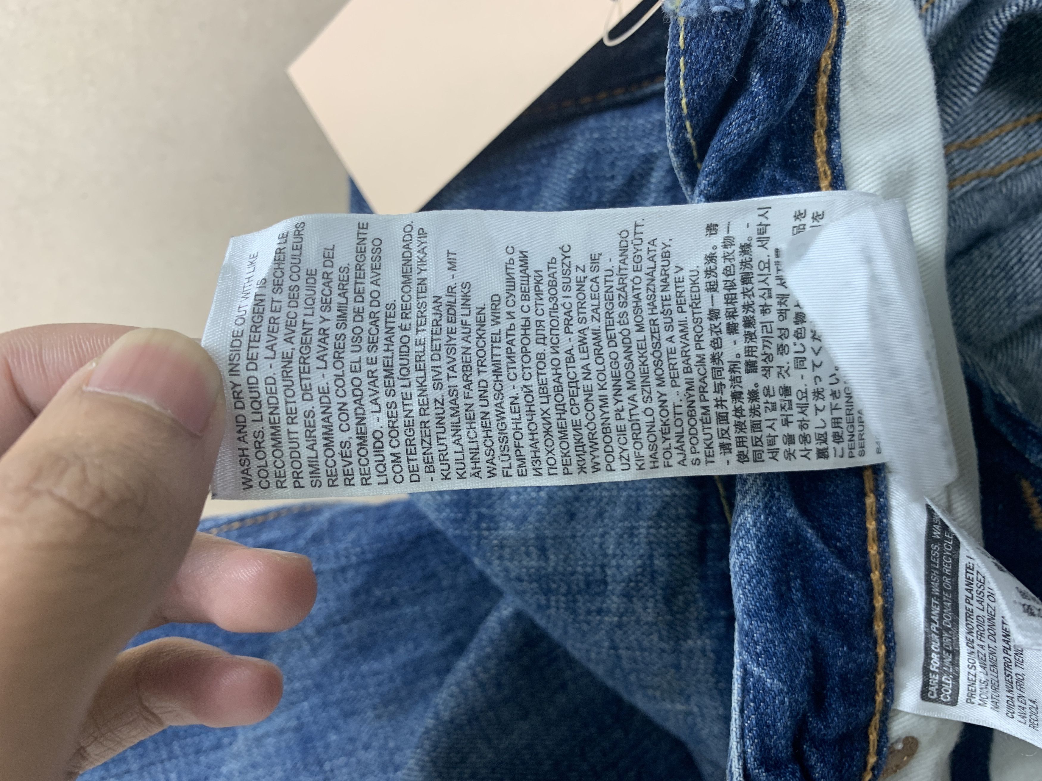 Levi's × Vintage Vintage LEVI'S 511 Distressed Slim Fit Mid Wash Jeans Size US 34 / EU 50 - 20 Thumbnail