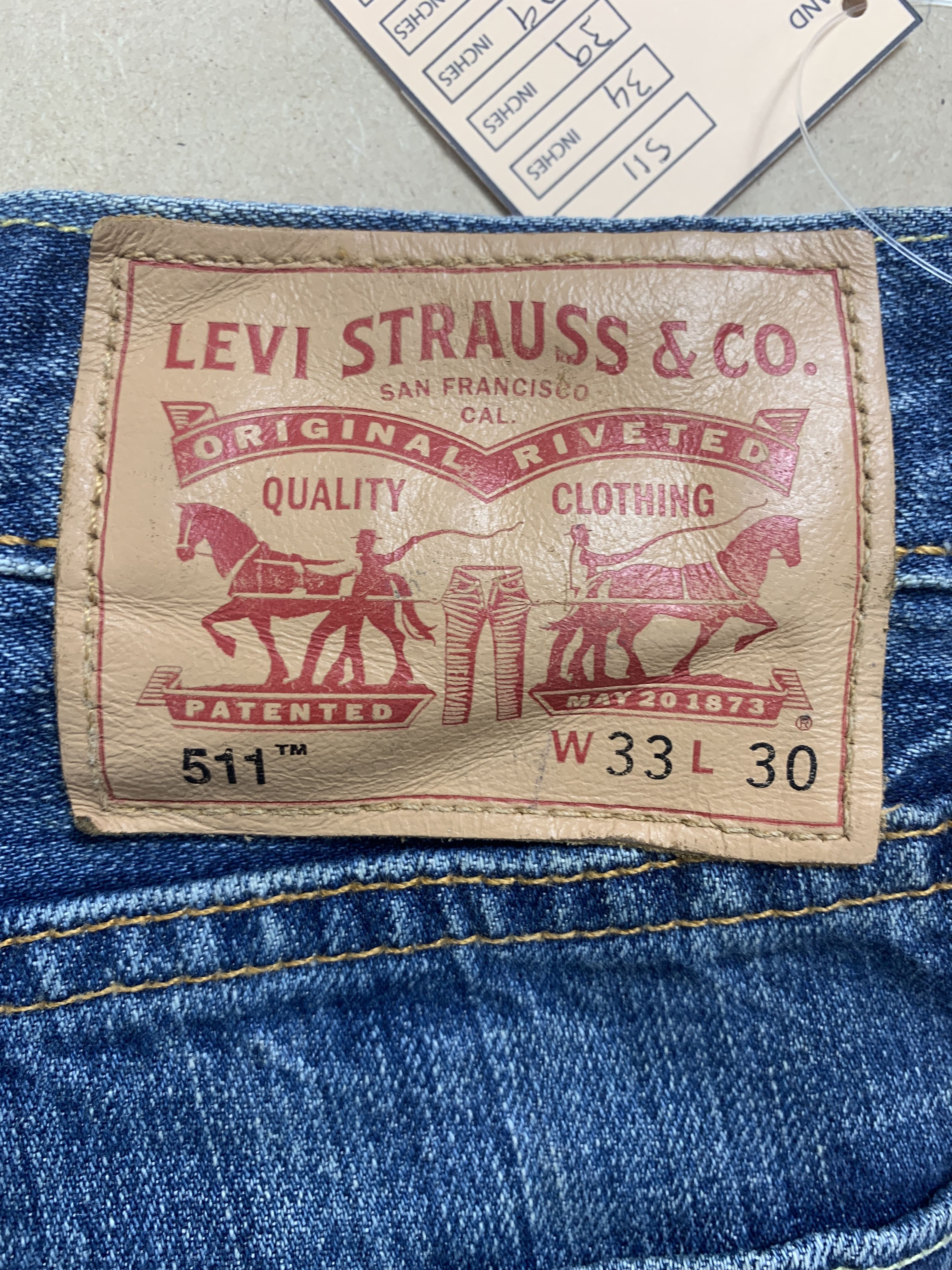 Levi's × Vintage Vintage LEVI'S 511 Distressed Slim Fit Mid Wash Jeans Size US 34 / EU 50 - 10 Thumbnail