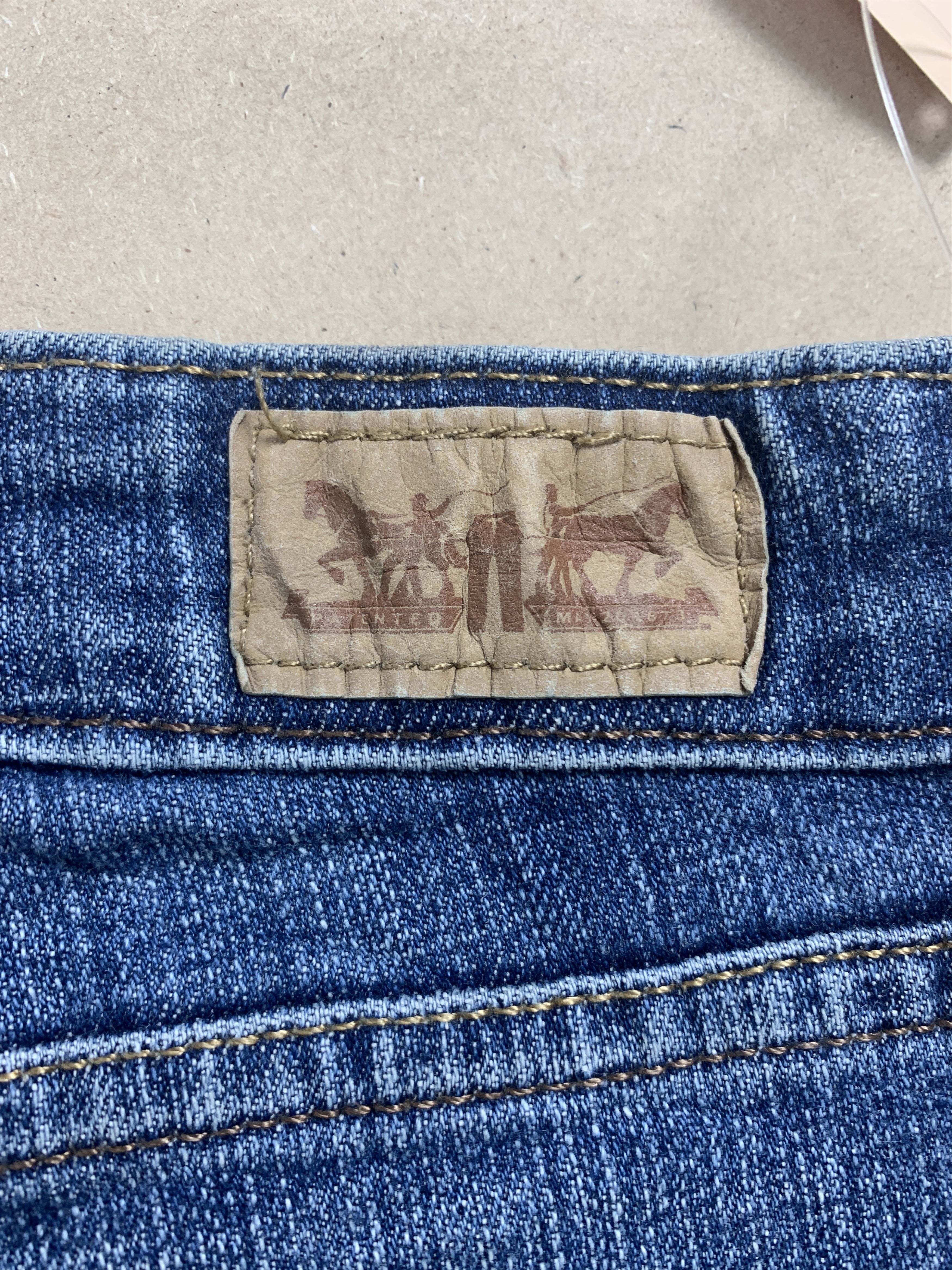 Levi's Vintage LEVI'S 711 Faded Skinny Egypt Mid Wash Jeans Size 30" / US 8 / IT 44 - 6 Thumbnail