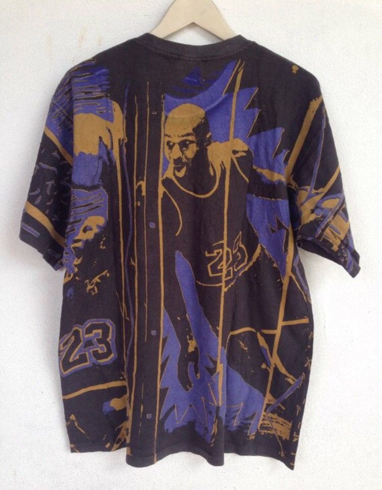 Nike Vintage Authentic Air Jordan By Nike Overprint T Shirt Size US L / EU 52-54 / 3 - 2 Thumbnail