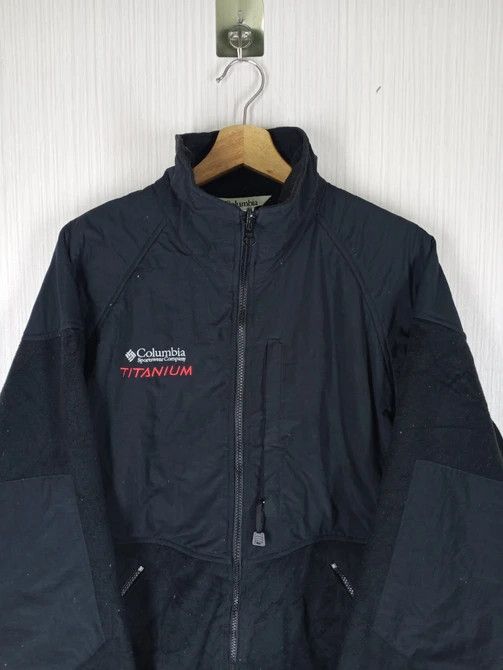 Columbia Rare Vintage Columbia Sportwear Company Titanium Jacket Size US M / EU 48-50 / 2 - 1 Thumbnail