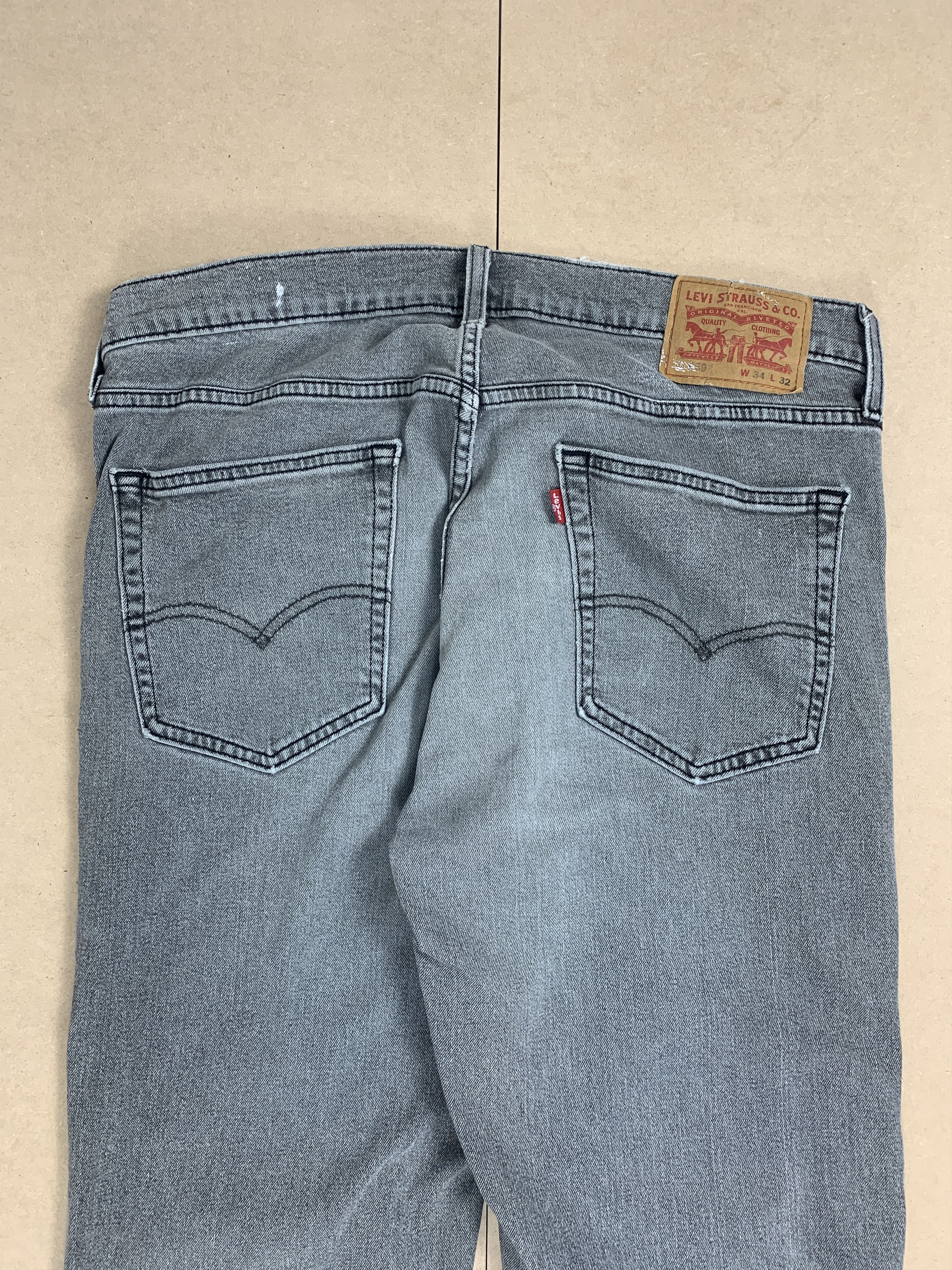 Levi's × Vintage Vintage LEVI'S 559 Straight Cut Faded Black Jeans Size US 36 / EU 52 - 6 Thumbnail