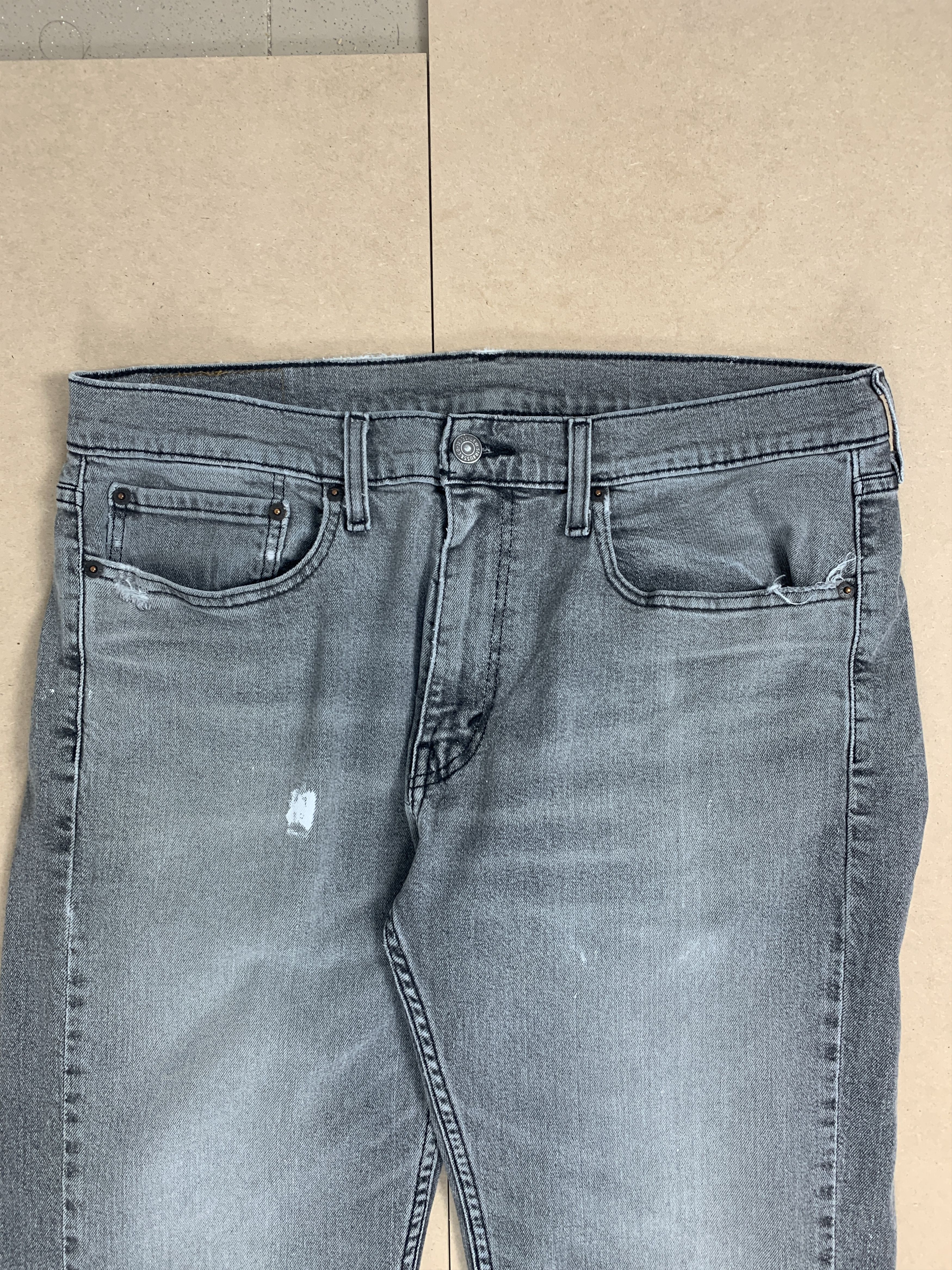 Levi's × Vintage Vintage LEVI'S 559 Straight Cut Faded Black Jeans Size US 36 / EU 52 - 3 Thumbnail