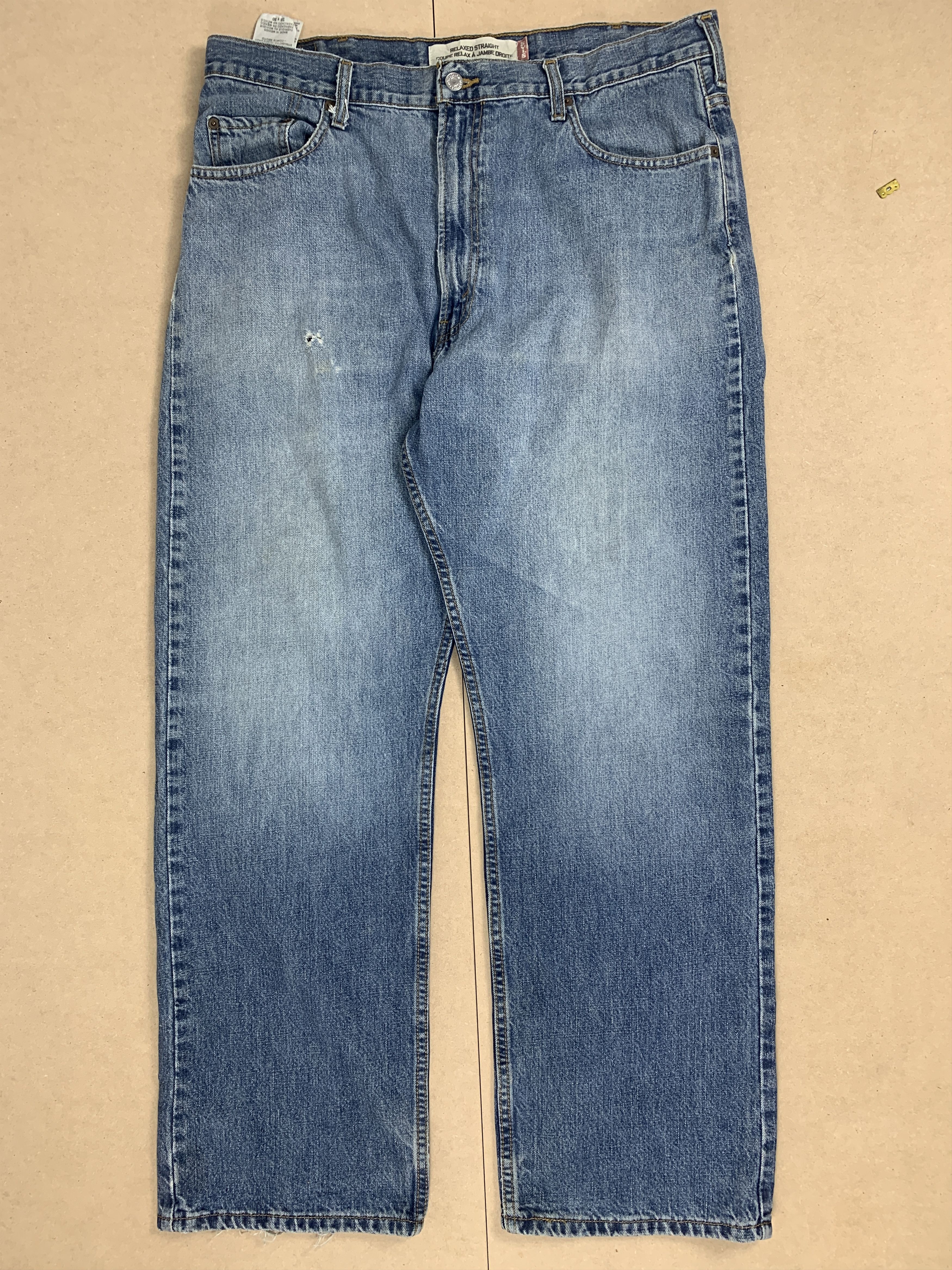 Levi's × Vintage Vintage 90s LEVI'S 528 Distressed Faded Straight Cut Jeans Size US 37 - 2 Thumbnail