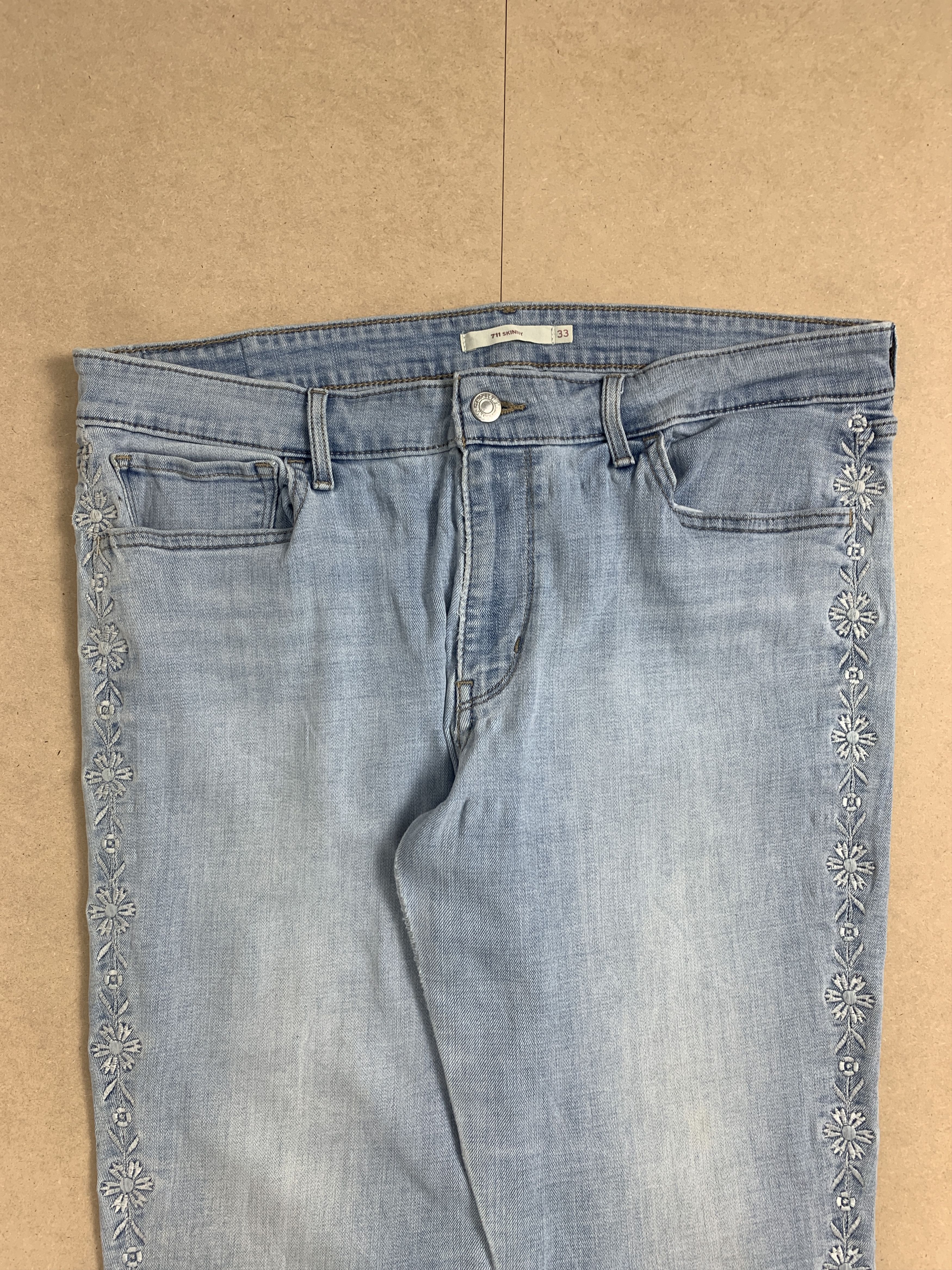 Levi's Vintage LEVI’S 711 Skinny Blue Floral Pattern Faded Jeans Size 34" / US 12 / IT 48 - 3 Thumbnail