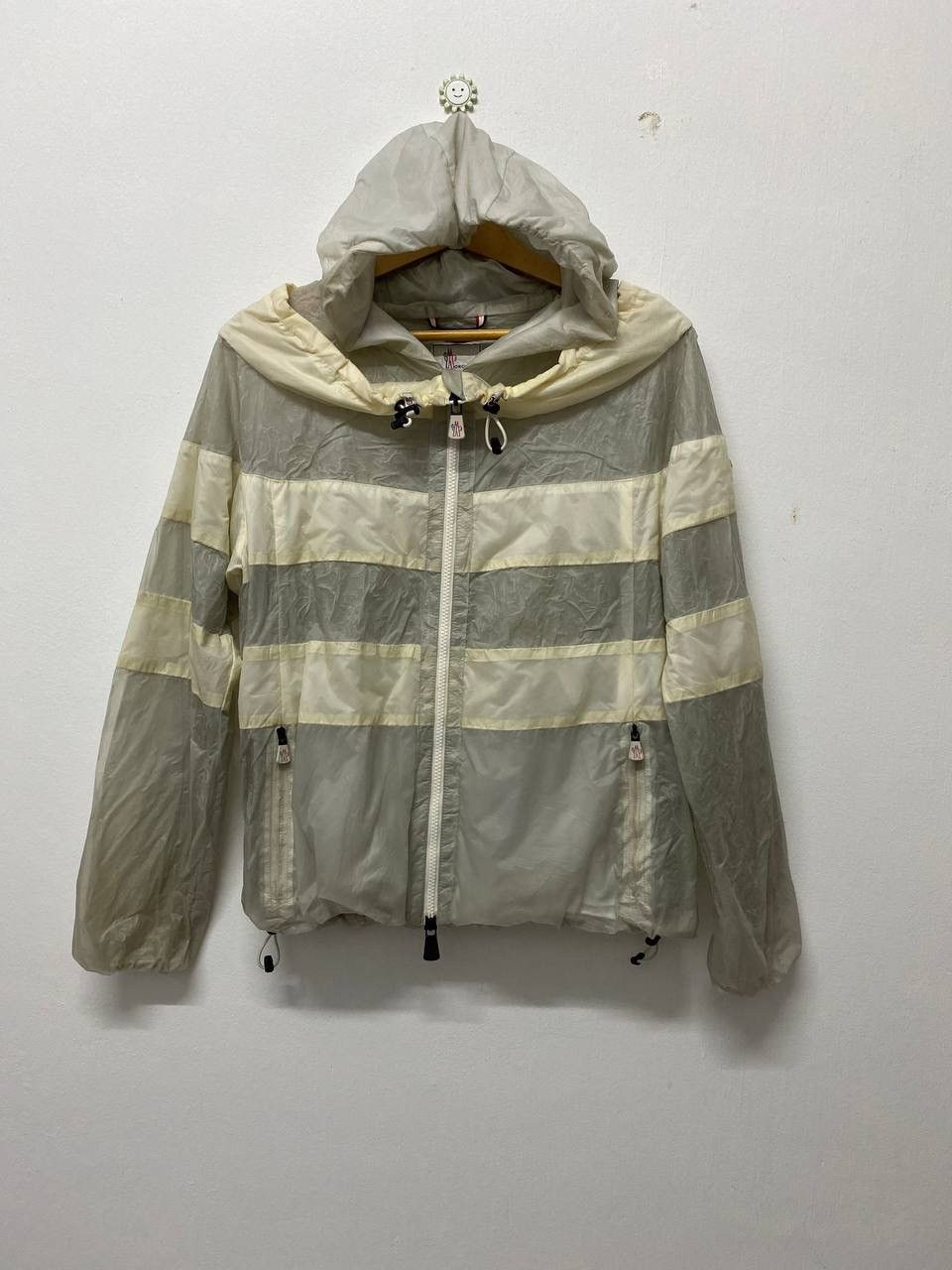 image of Archival Clothing x Italian Designers Auth Moncler Olonne Grenoble Jacket Guibbotto in Grey White (
