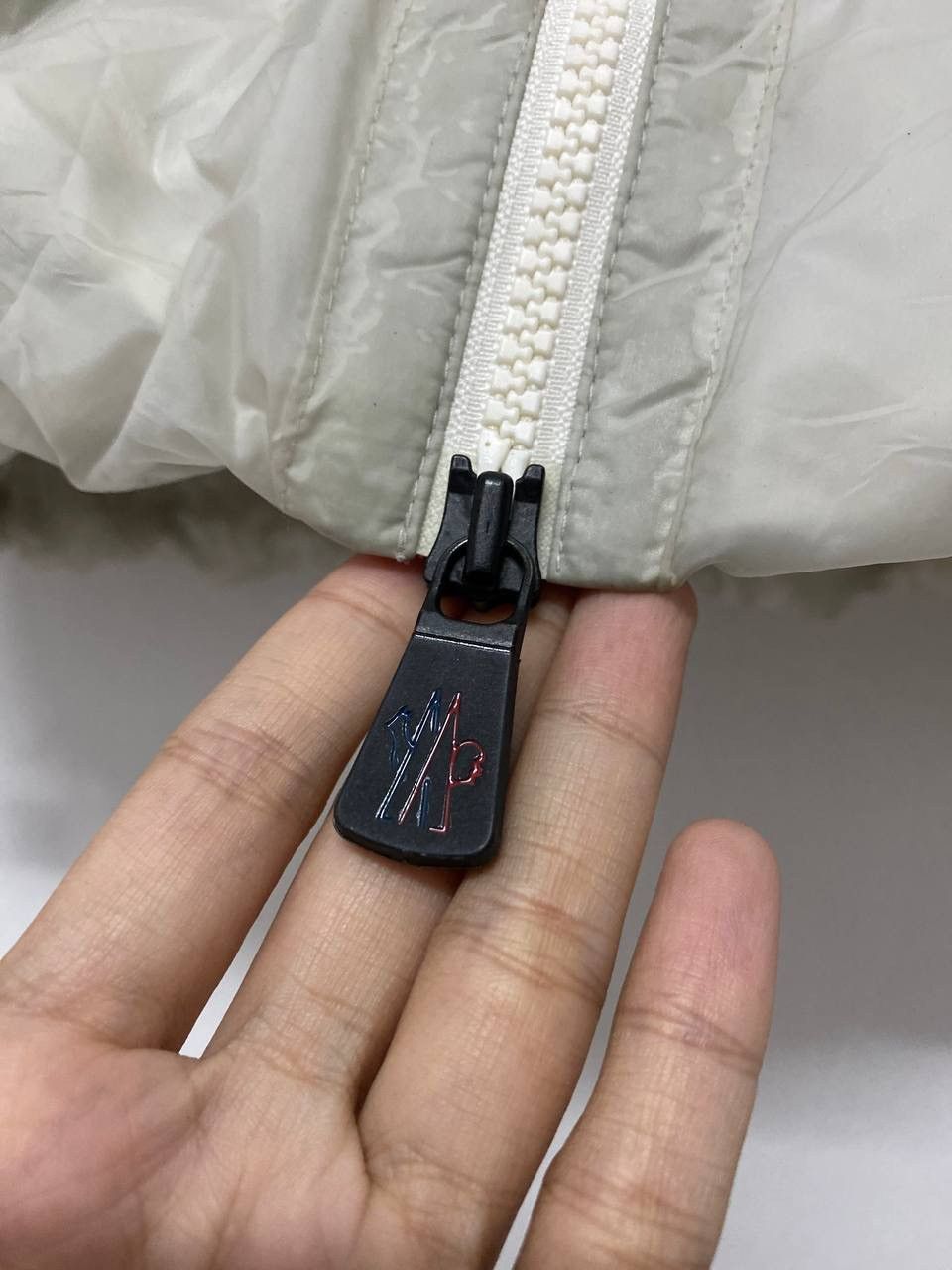 Moncler Auth Moncler Olonne Grenoble Jacket Guibbotto Size US L / EU 52-54 / 3 - 10 Thumbnail