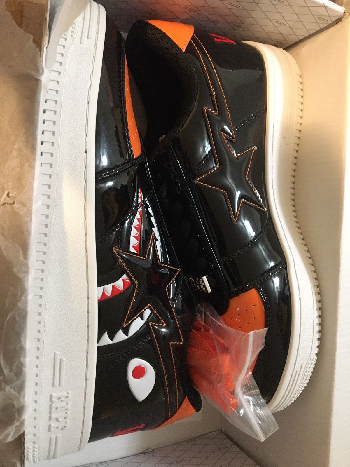 Bape Bapesta Low Mad Shark Size US 10 / EU 43 - 2 Thumbnail