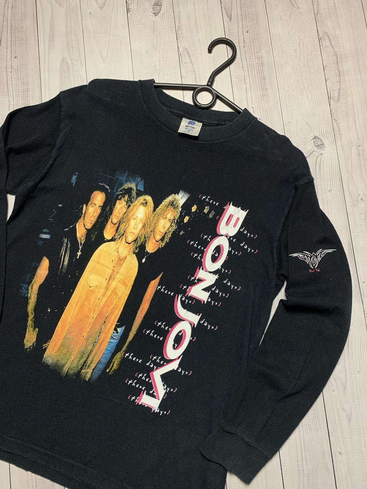 Bon Jovi × Vintage Vintage Bon Jovi tour 1996 tee long sleeve rare Band size S Size US S / EU 44-46 / 1 - 2 Thumbnail