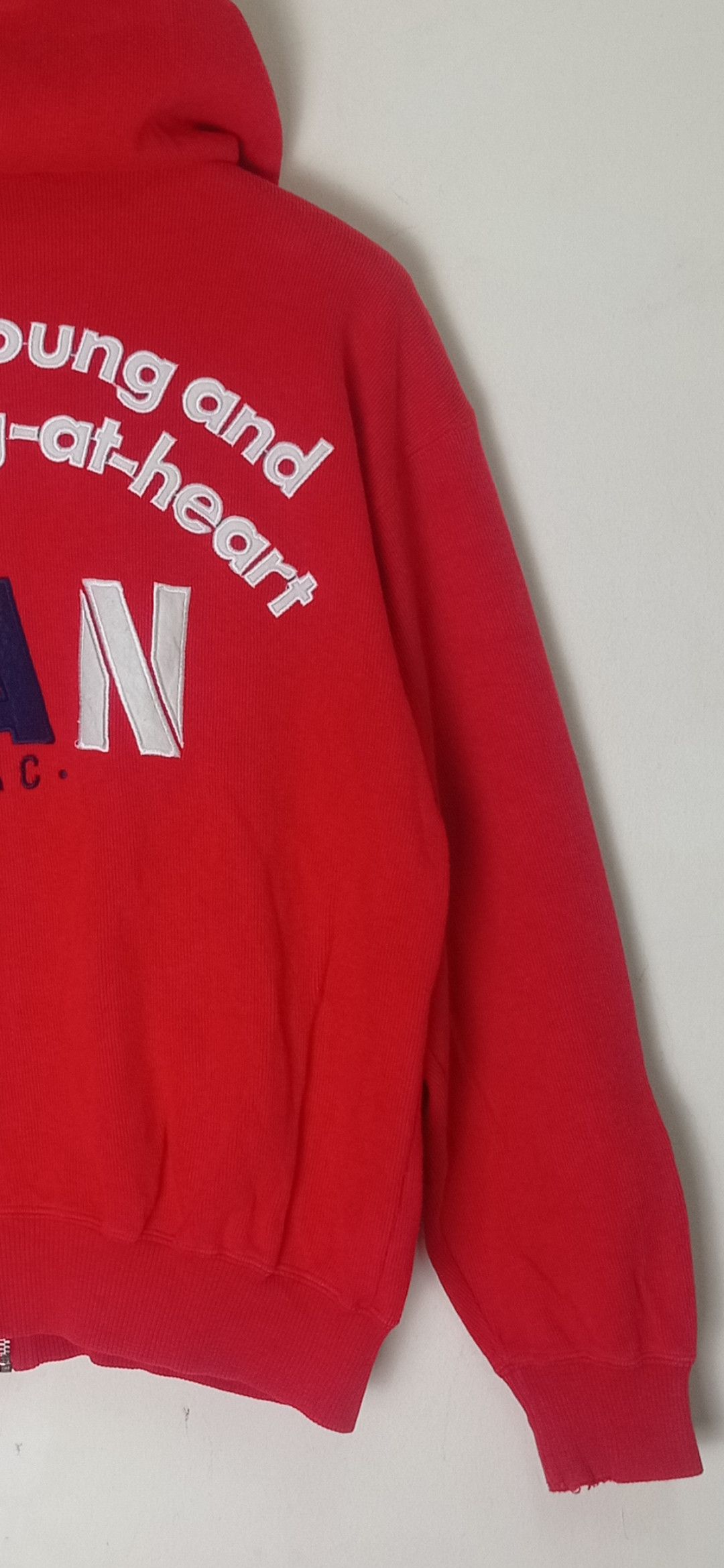 Japanese Brand × Van Vintage Van for the young and the young at heart hoodie Size US L / EU 52-54 / 3 - 3 Thumbnail