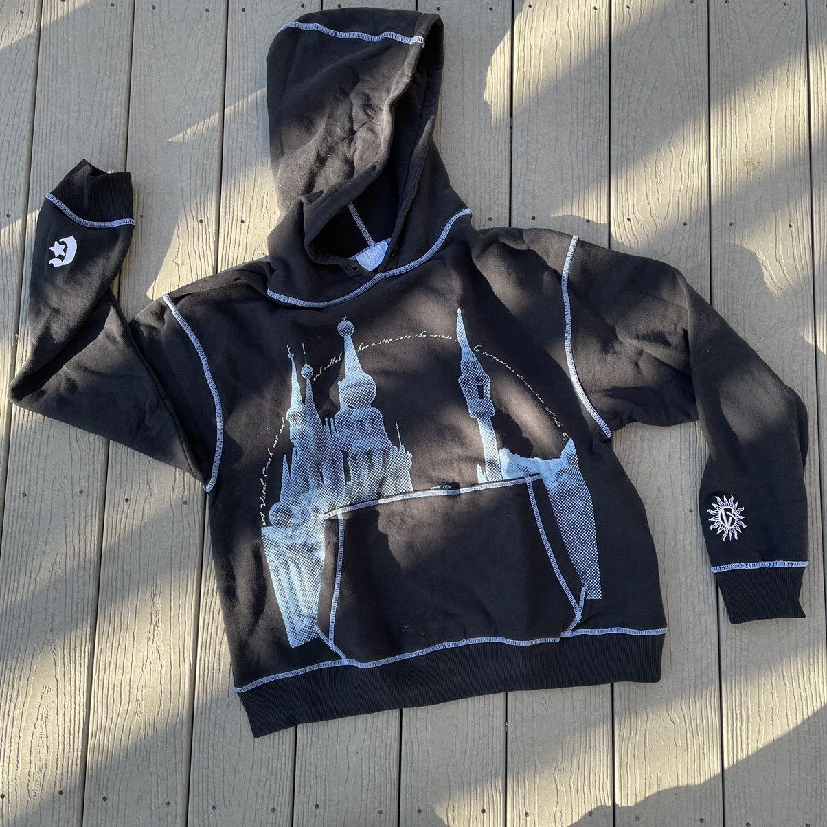 Crash Vancouver ViTAL STUDiOS x CRASH VANCOUVER FALLEN KNiGHT HOODiE Size US XL / EU 56 / 4 - 1 Thumbnail