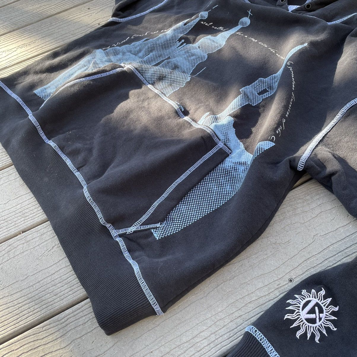 Crash Vancouver ViTAL STUDiOS x CRASH VANCOUVER FALLEN KNiGHT HOODiE Size US XL / EU 56 / 4 - 3 Thumbnail