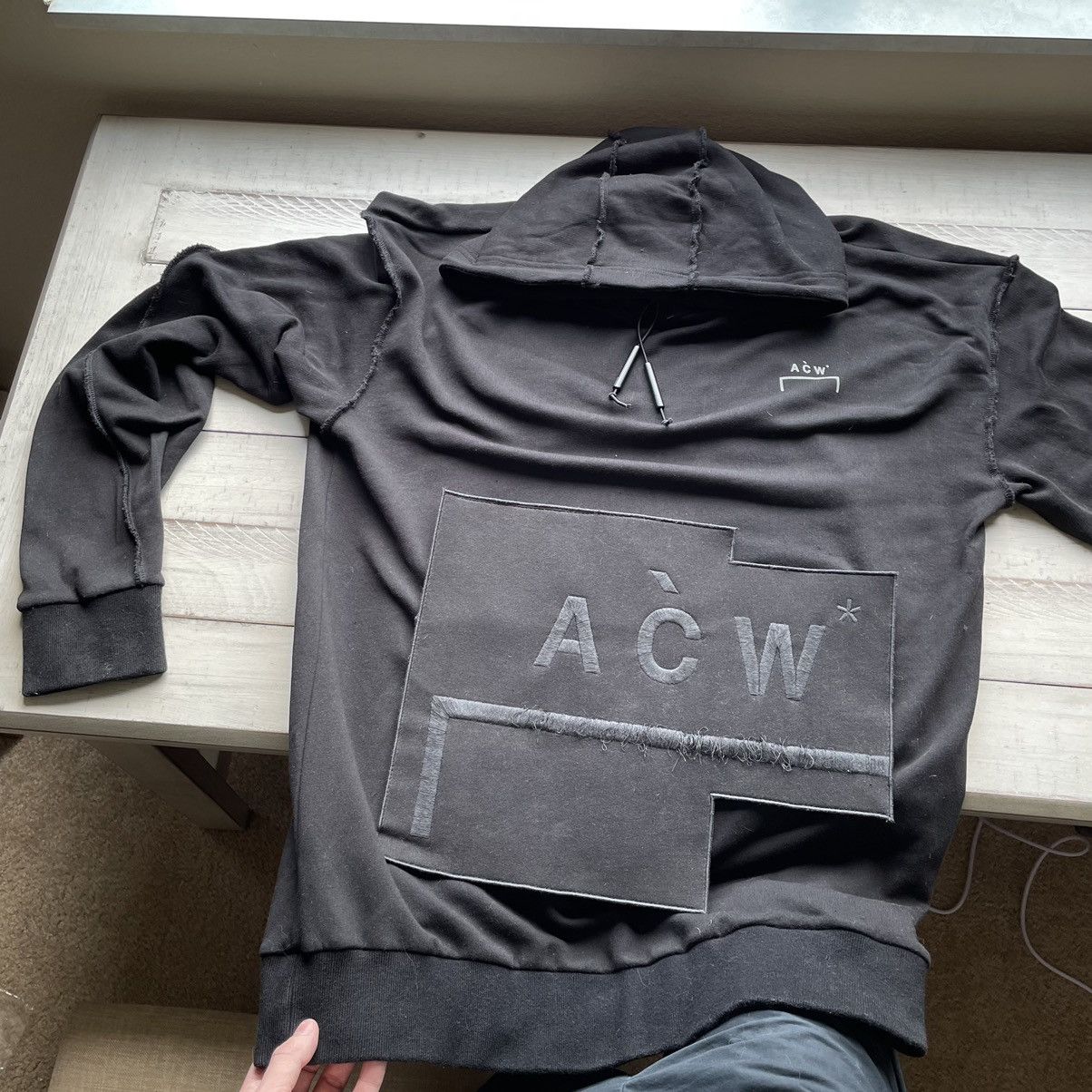 A-COLD-WALL* × Samuel Ross lightweight drop shoulder embroidered velcro patch hoodie Size US L / EU 52-54 / 3 - 19 Thumbnail