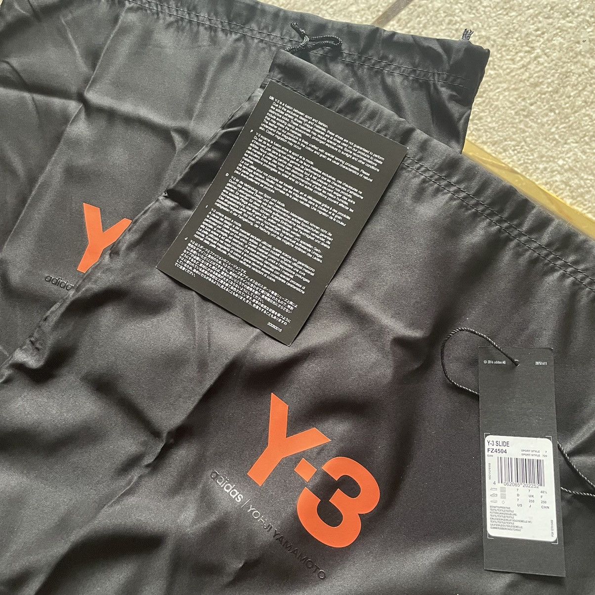 Adidas × Y-3 × Yohji Yamamoto Y-3 bliss slide chunky minimalism FZ4504 Size US 9 / IT 39 - 6 Thumbnail