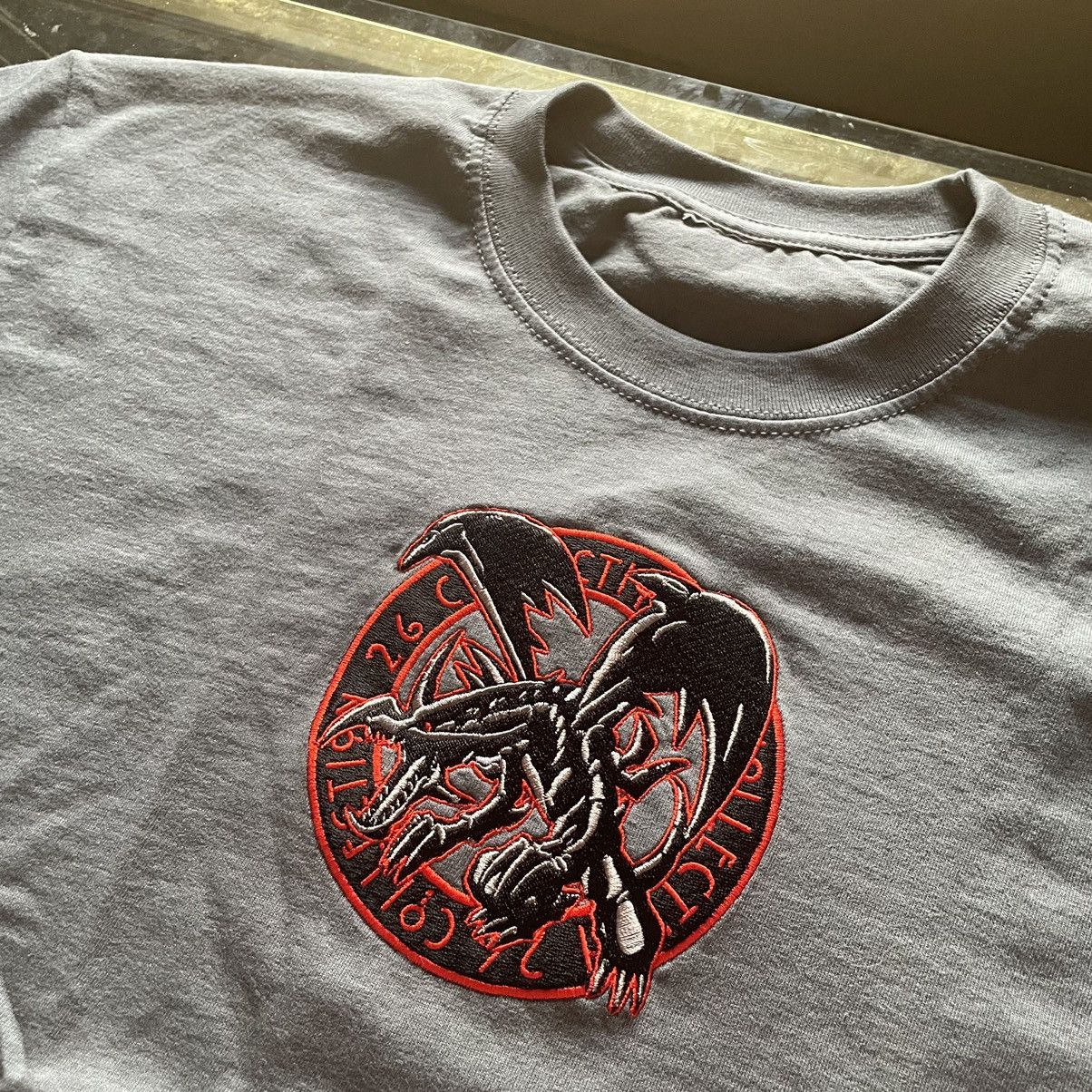Vintage COLLECTiON 26 GLASGOW Yu-Gi-Oh! RED EYES BLACK DRAGON TEE Size US L / EU 52-54 / 3 - 1 Thumbnail