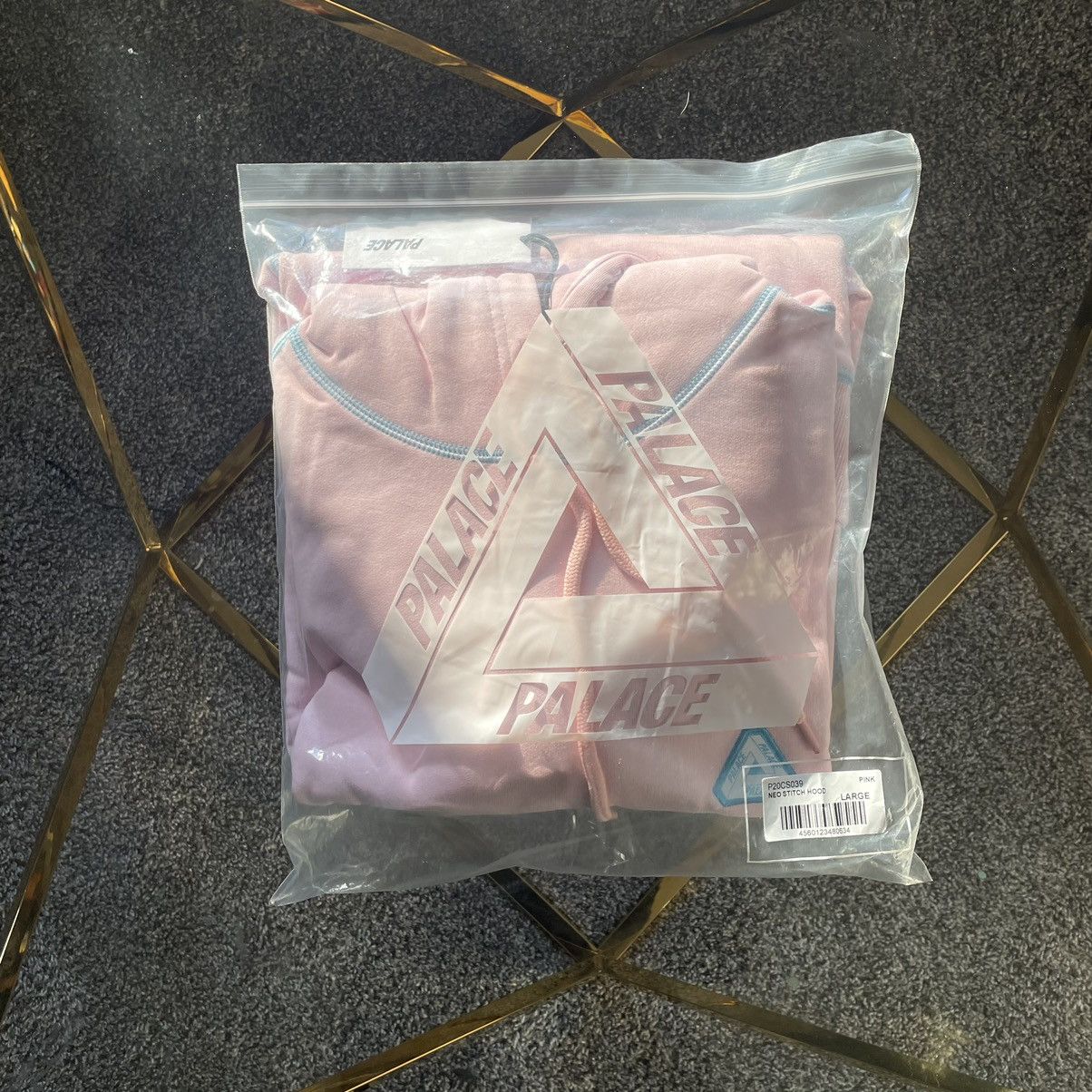 Palace Miami Vice Neo Contrast Stitch Hood triferg patch sweatshirt Size US L / EU 52-54 / 3 - 9 Thumbnail