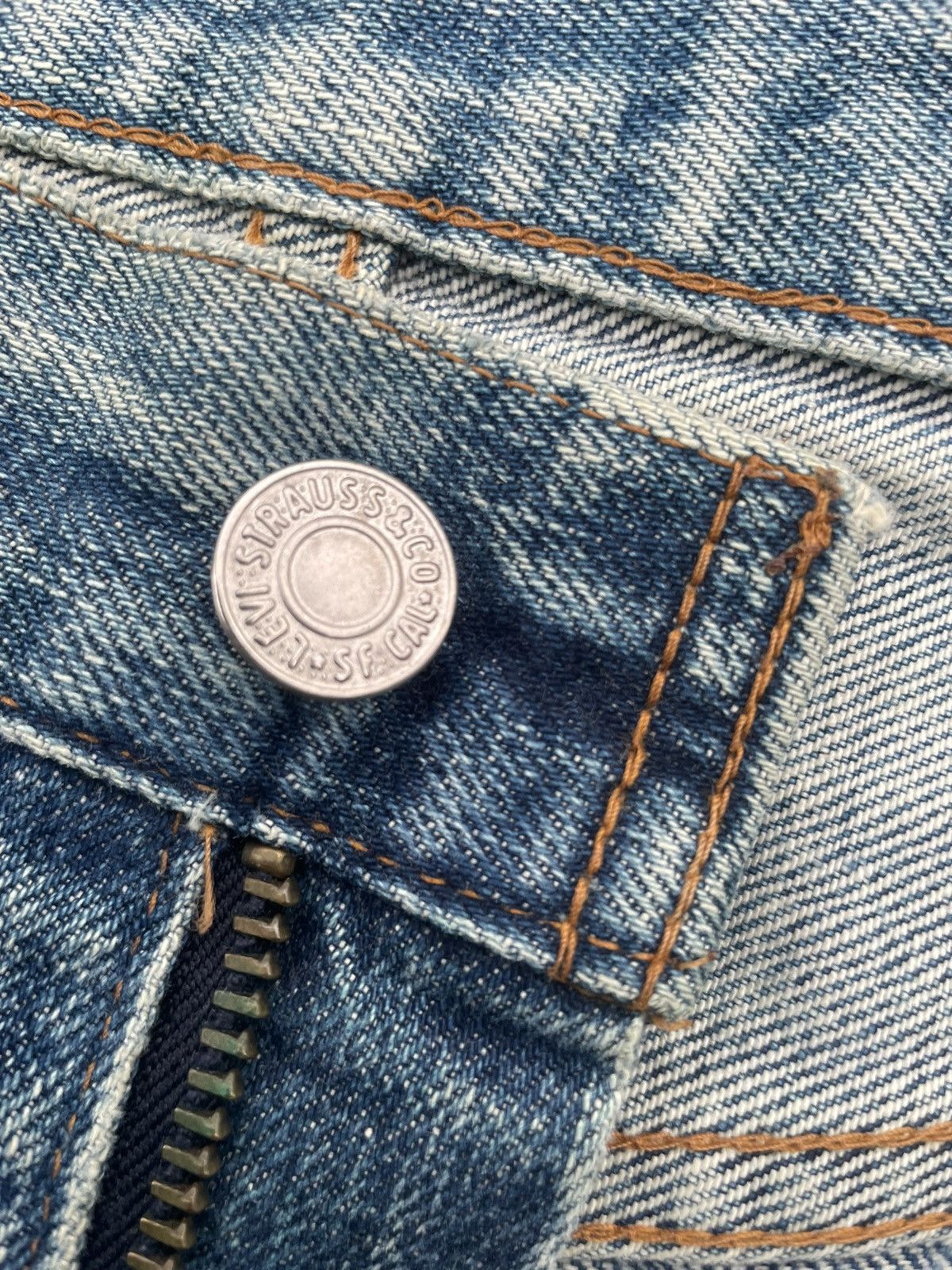 Levi's Vintage Levis 502 E Aging Selvedge Distressed Denim Size US 29 - 18 Thumbnail