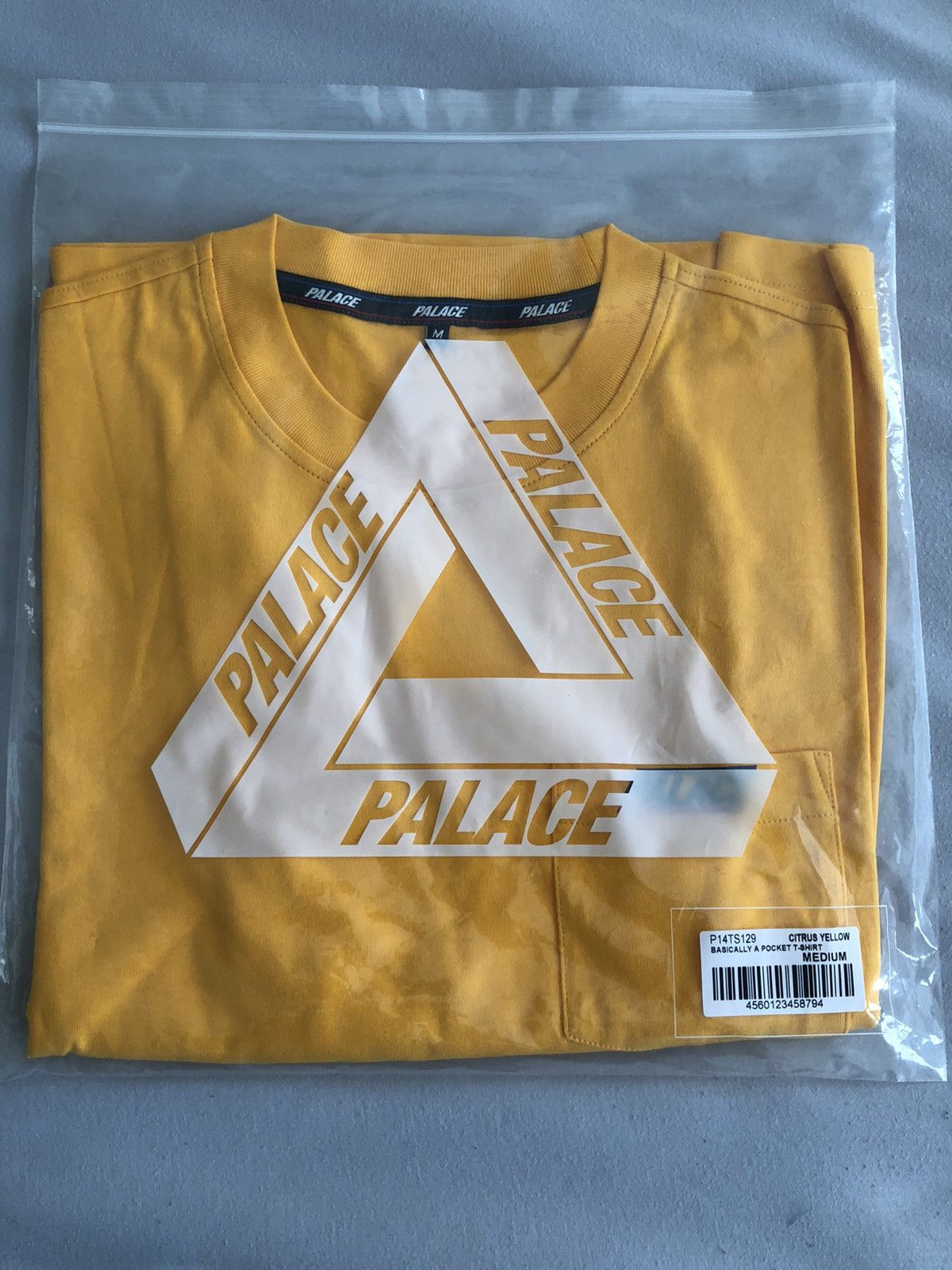 Palace Palace basically pocket tee citrus yellow short sleev Size US M / EU 48-50 / 2 - 3 Thumbnail