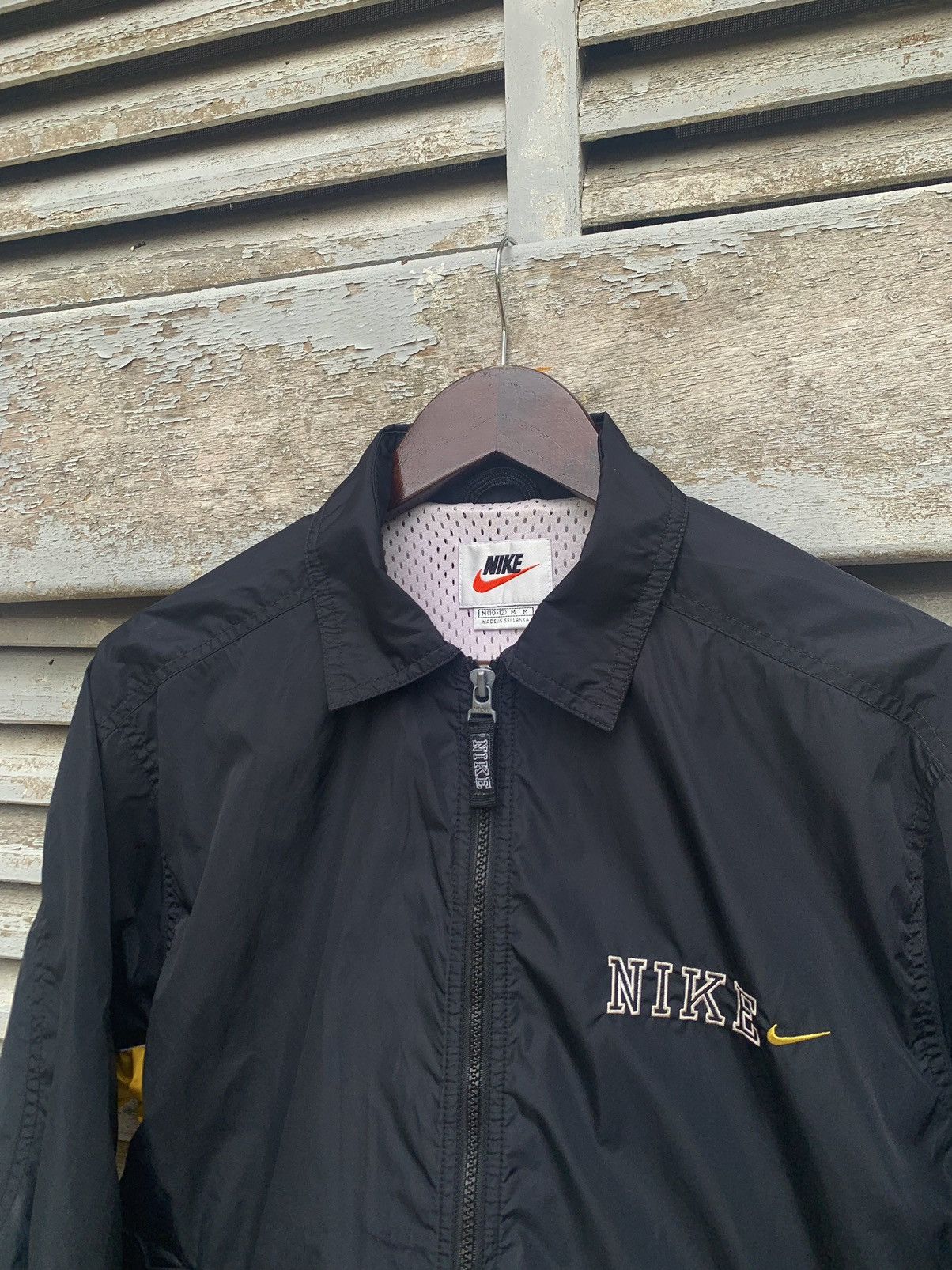 Nike VINTAGE NIKE SMALL EMBROIDERY SWOOSH JACKET for kids Size US M / EU 48-50 / 2 - 7 Thumbnail
