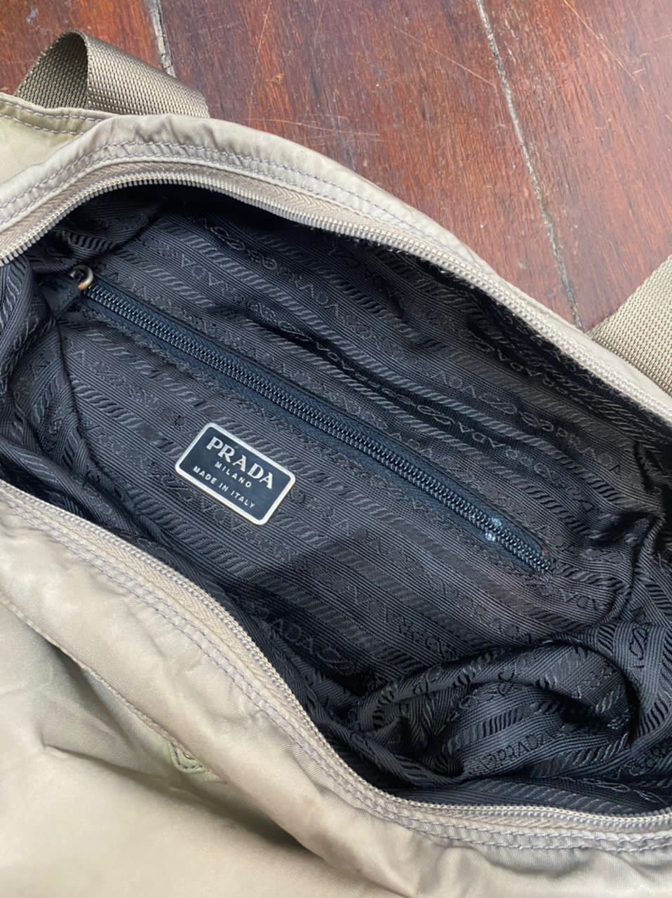 Prada × Vintage 🔥BEST OFFER 🔥Vintage Prada nylon tote bag Size ONE SIZE - 9 Thumbnail