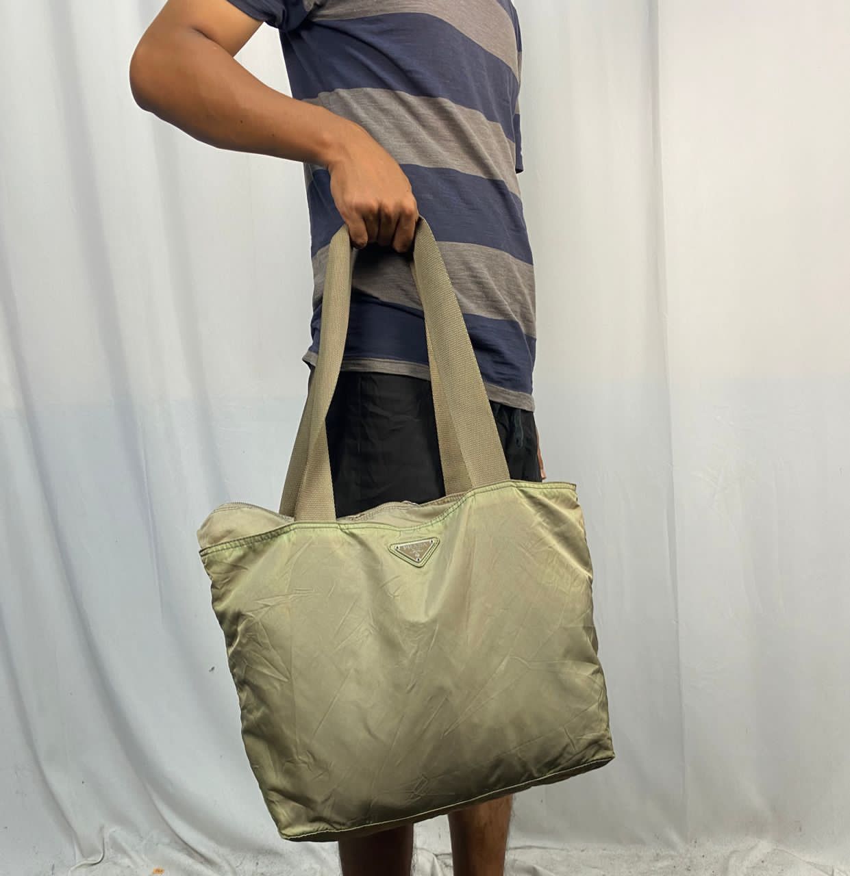 Prada × Vintage 🔥BEST OFFER 🔥Vintage Prada nylon tote bag Size ONE SIZE - 18 Thumbnail