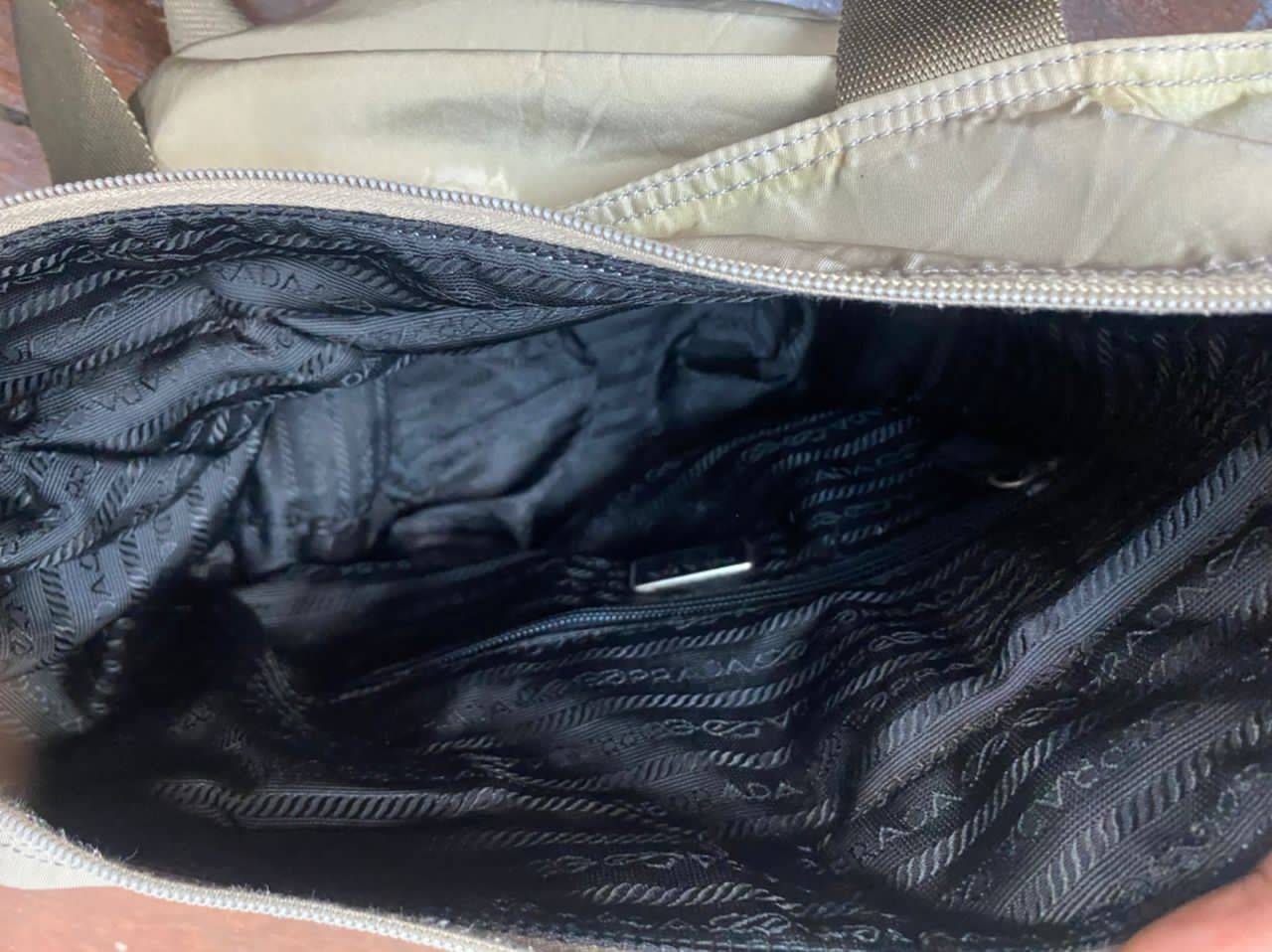 🔥BEST OFFER 🔥Vintage Prada nylon tote bag