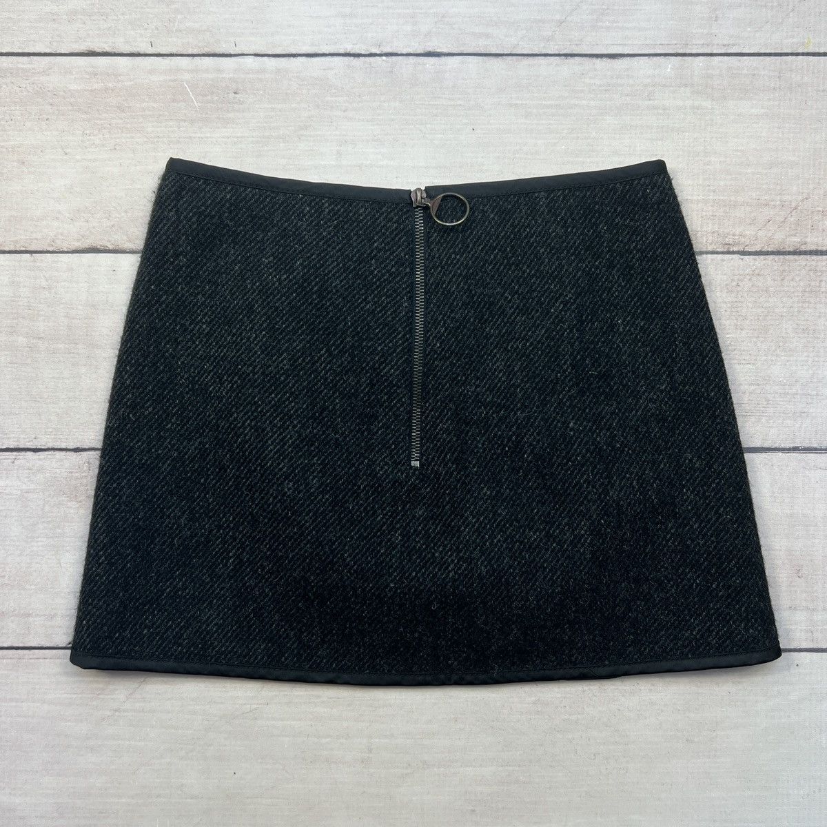 Prada Prada Mini Skirt Nylon Wool Riri Zipper Size 27" / US 4 / IT 40 - 4 Thumbnail